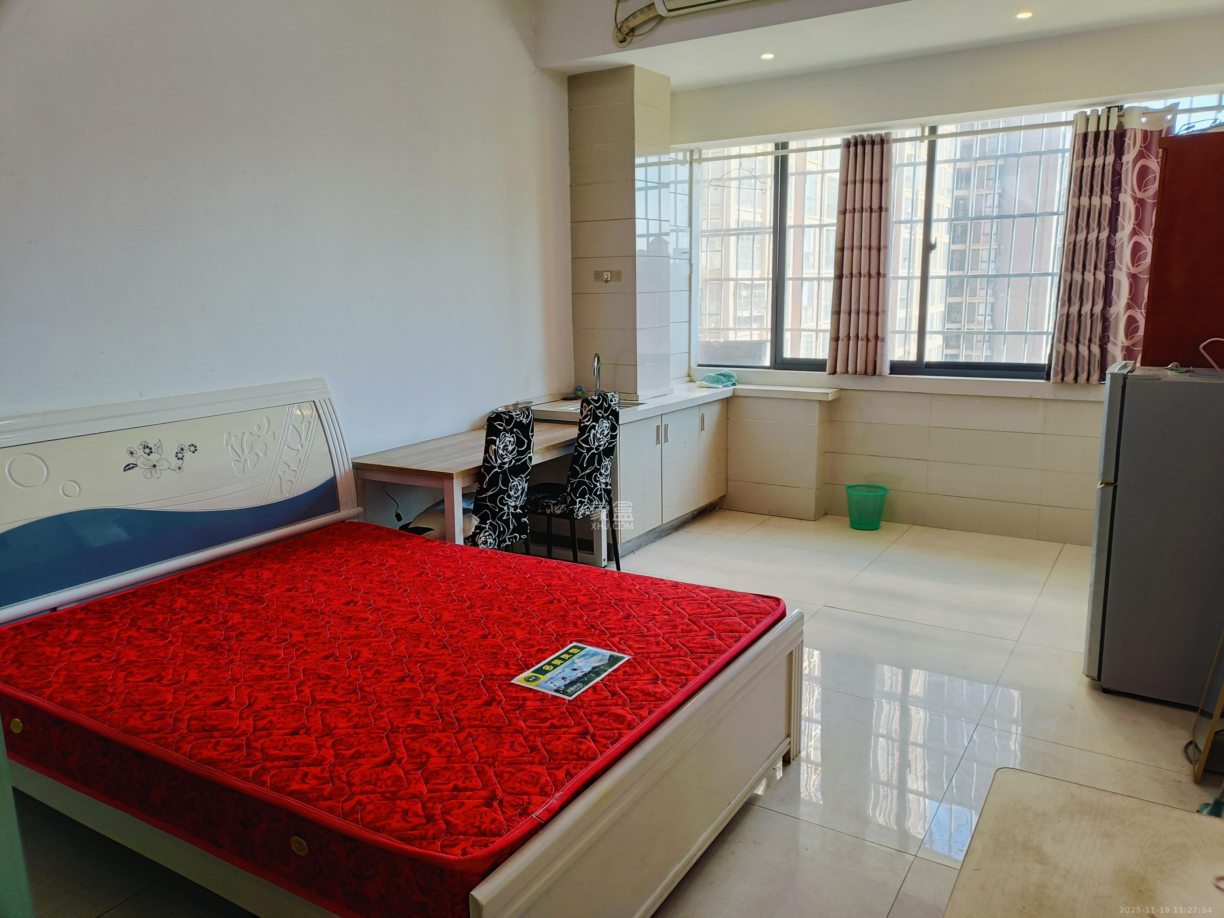 佐佑大厦  1室1厅1卫    800.0元/月