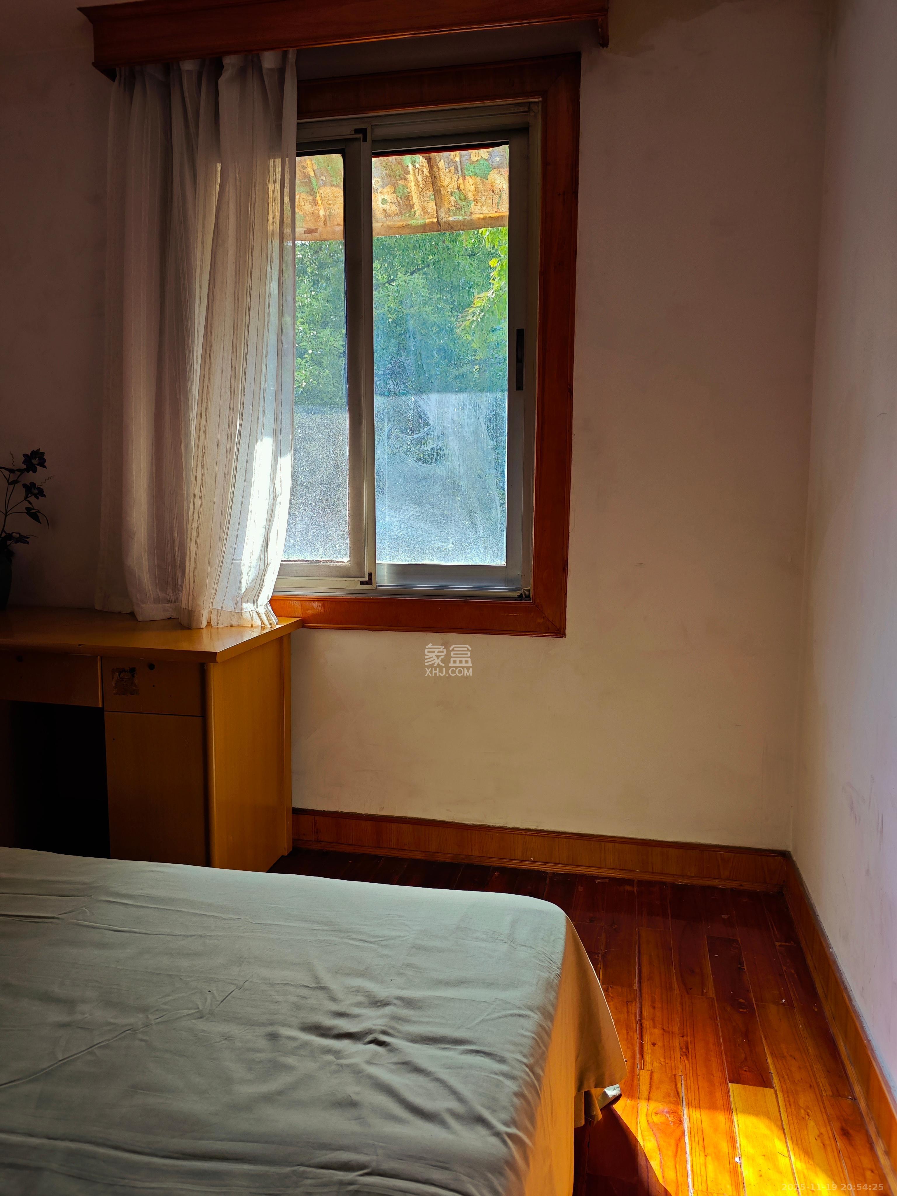 雨花大厦（云海大厦）  1室1厅1卫    1640.0元/月室内图