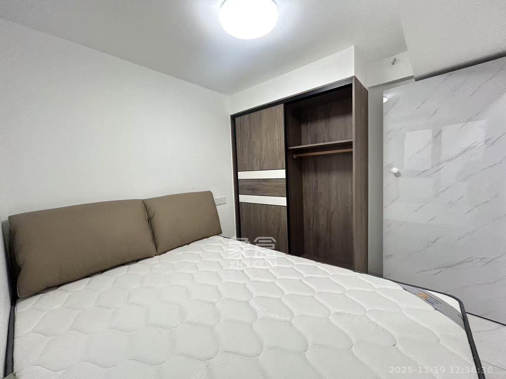 万科金色梦想B区 2室1厅1卫 2300.0元/月 万科金色梦想B区 2室1厅1卫 2300.0元/月室内图