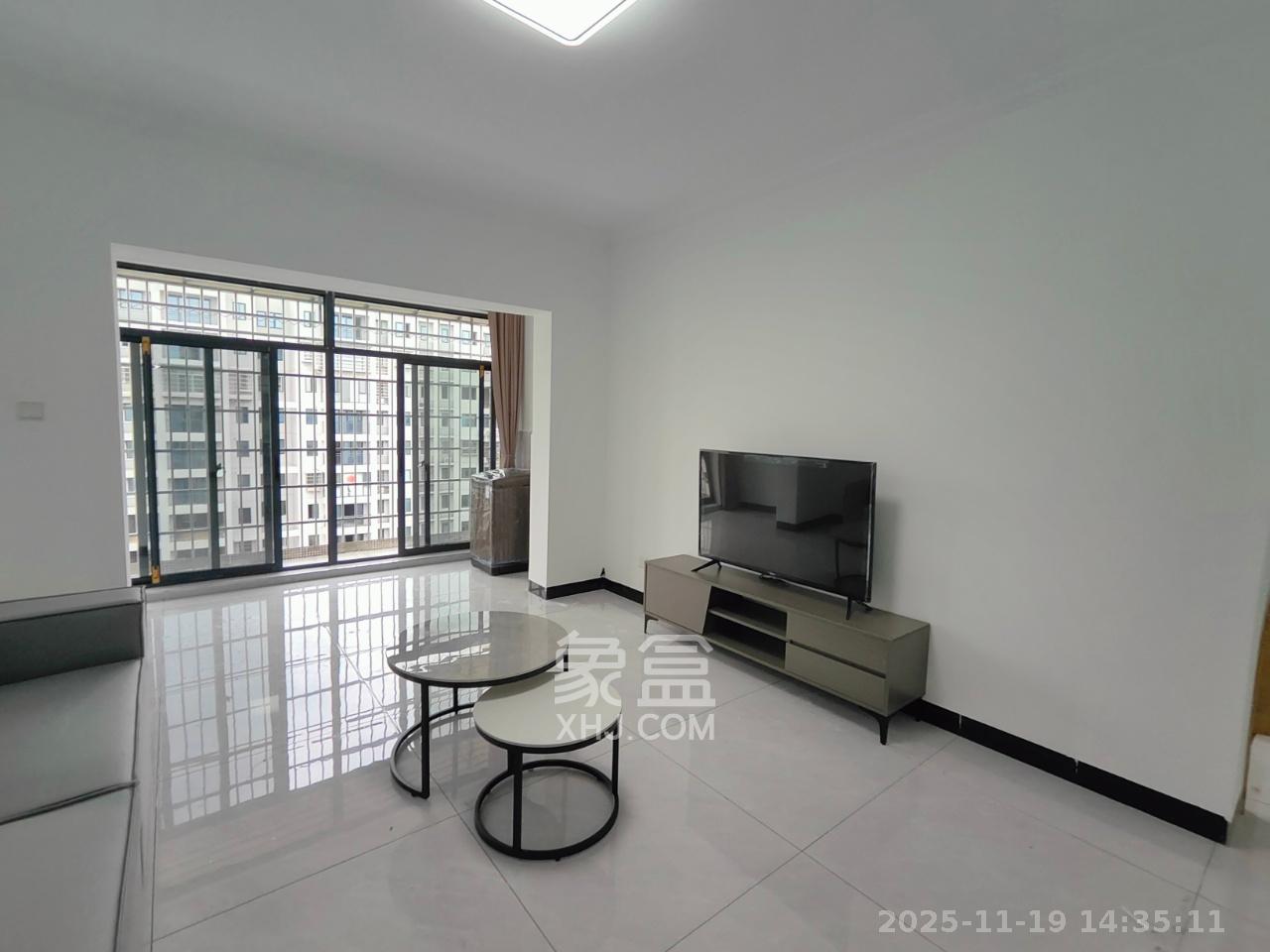 坪山家园 2室2厅1卫 1800.0元/月 坪山家园 2室2厅1卫 1800.0元/月室内图