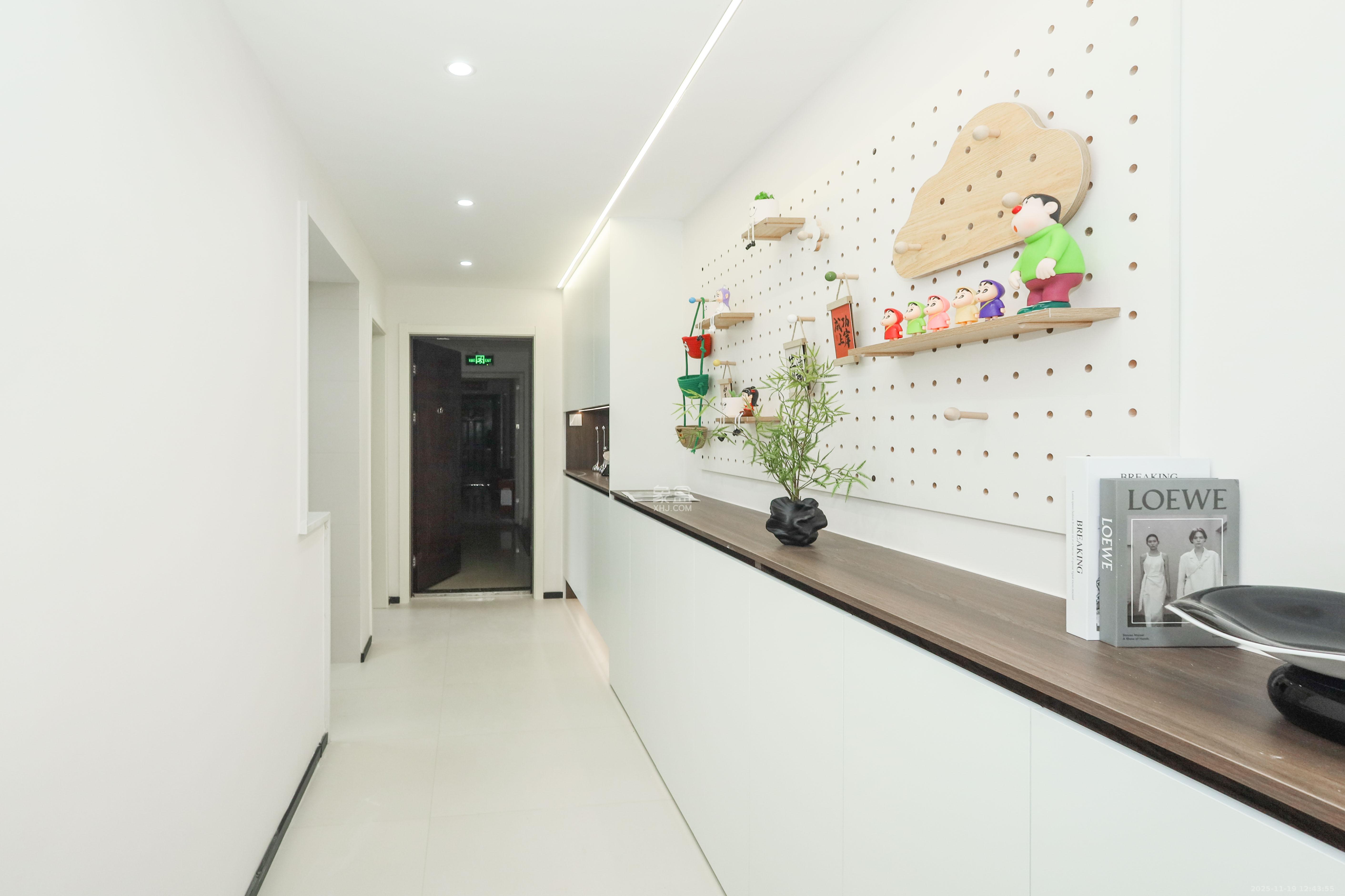 梅溪鑫苑名家  3室2厅2卫    106.8万卧室