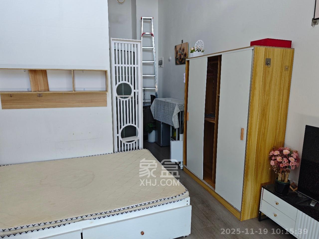 爱家当代境  1室1厅1卫    1400.0元/月室内图