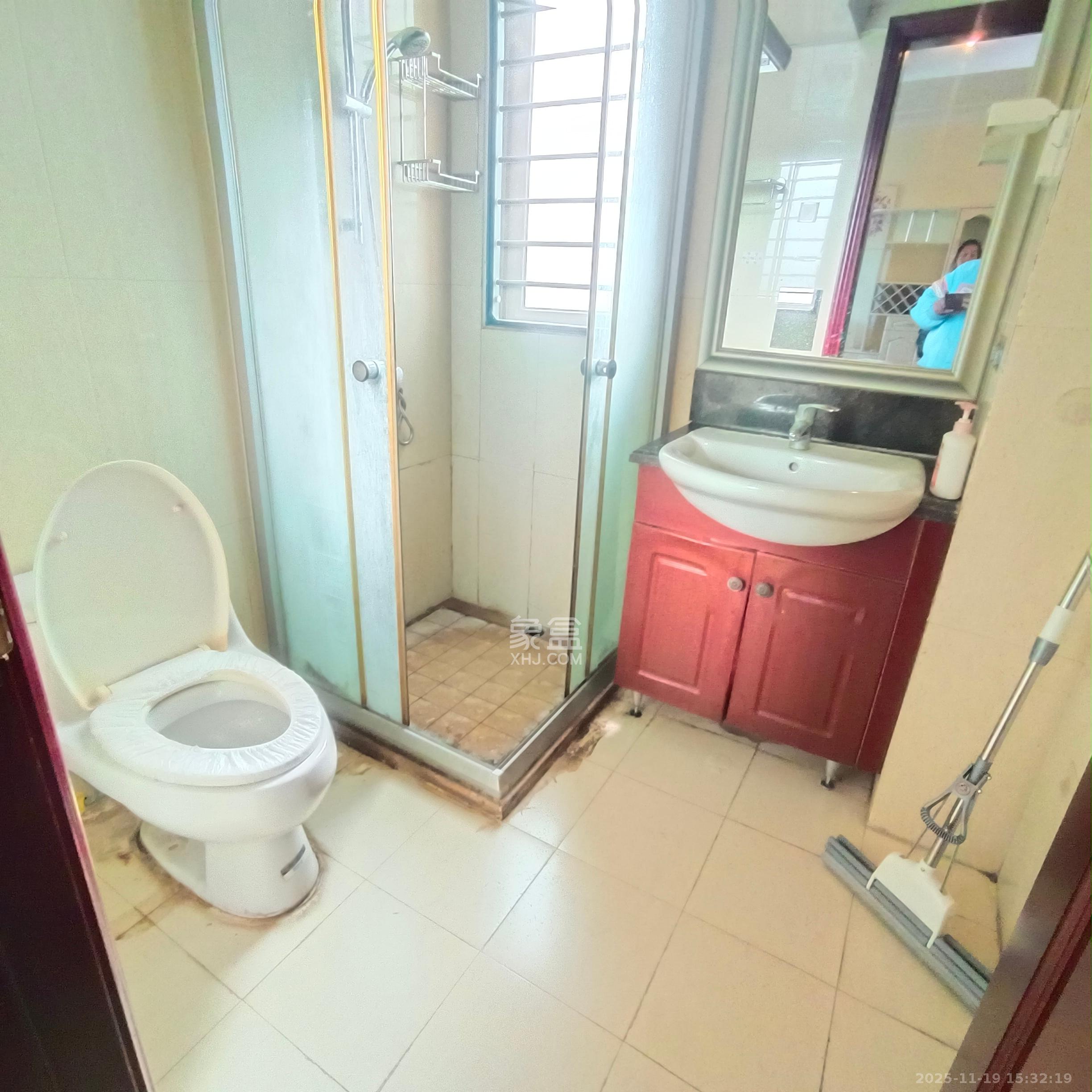 恒大雅苑  2室1厅1卫    2400.0元/月室内图