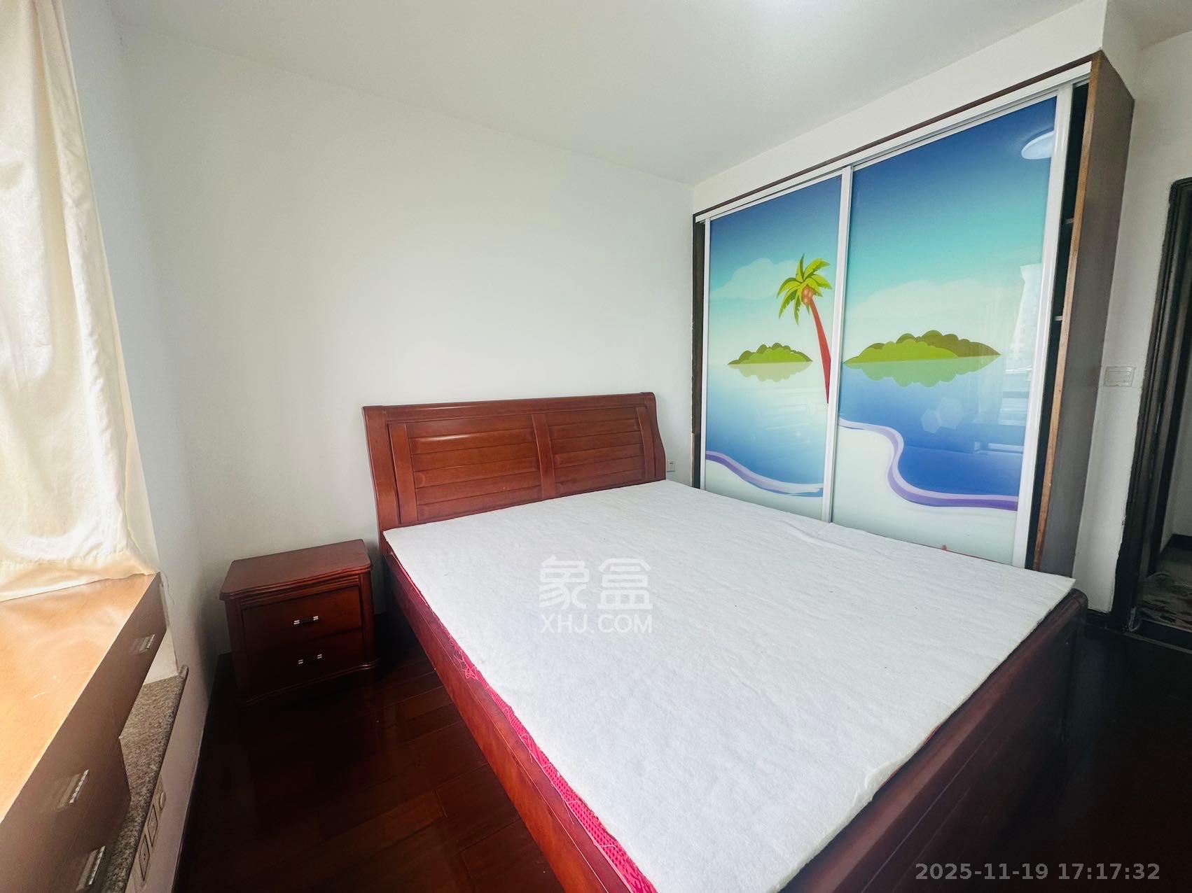 西子花苑 3室2厅2卫 2800.0元/月 西子花苑 3室2厅2卫 2800.0元/月室内图