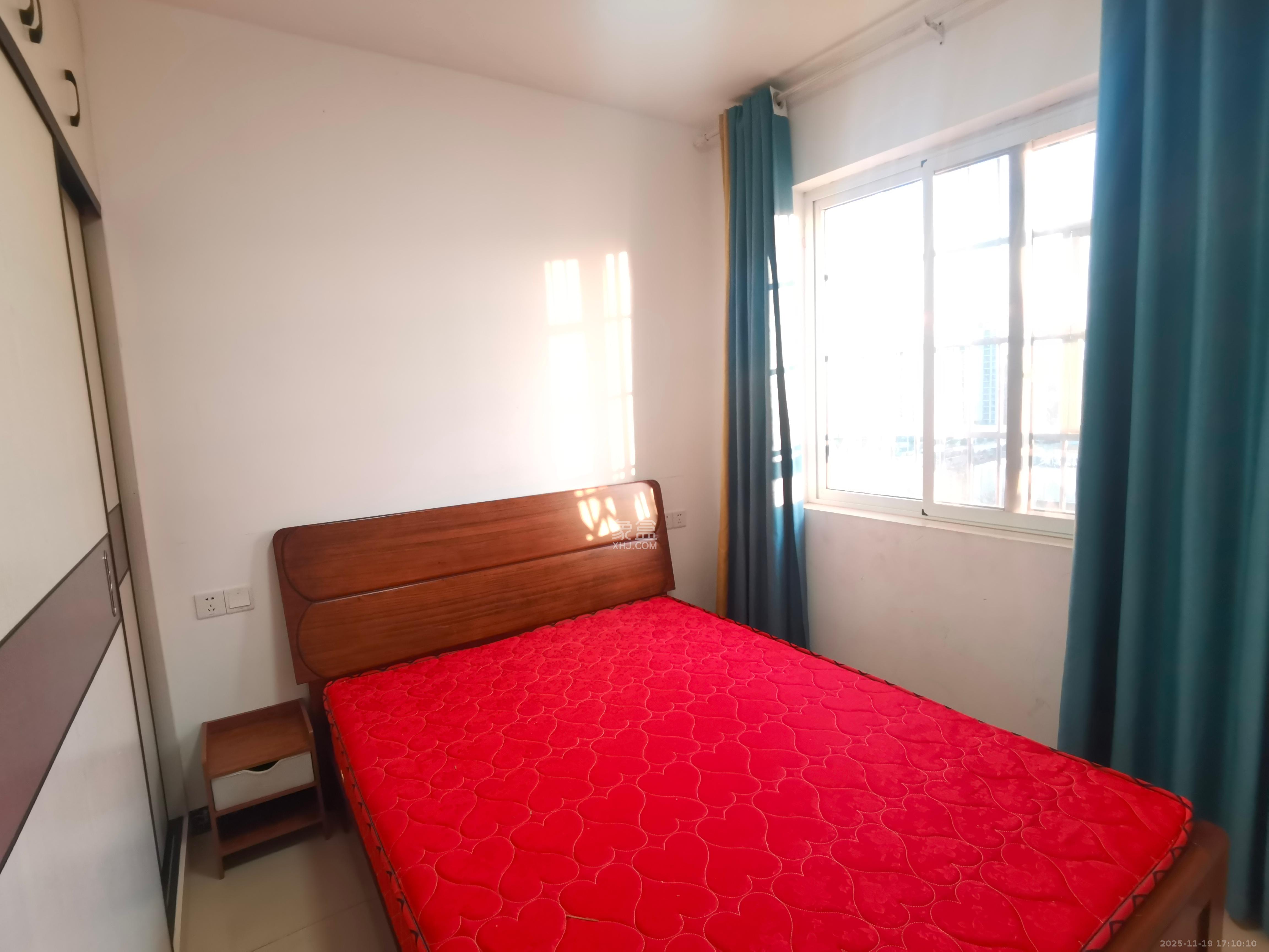 洋湖明园一期  1室0厅0卫    1700.0元/月室内图