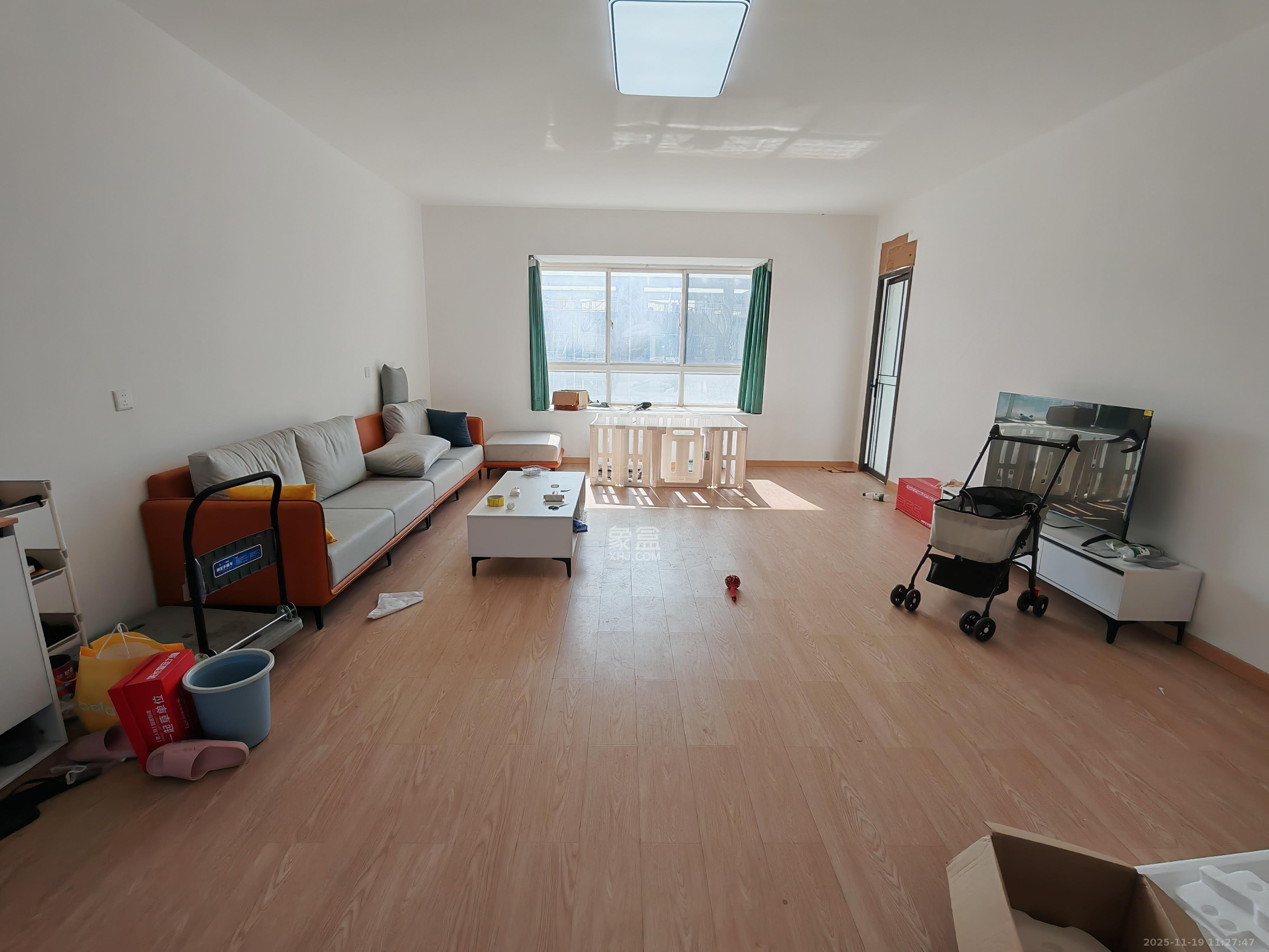 升远君尚嘉筑 4室2厅2卫 2500.0元/月 升远君尚嘉筑 4室2厅2卫 2500.0元/月室内图