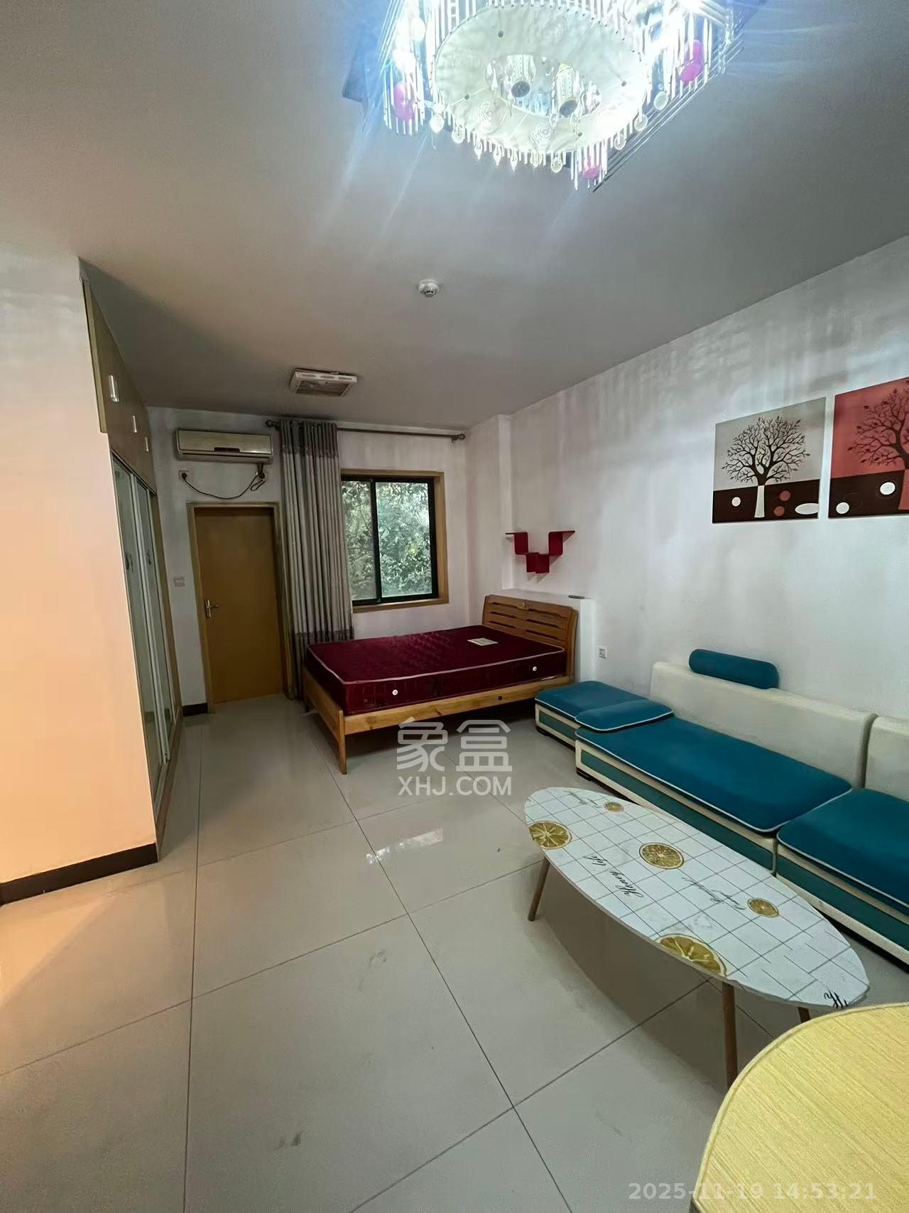 满庭芳小区  1室1厅1卫    1500.0元/月