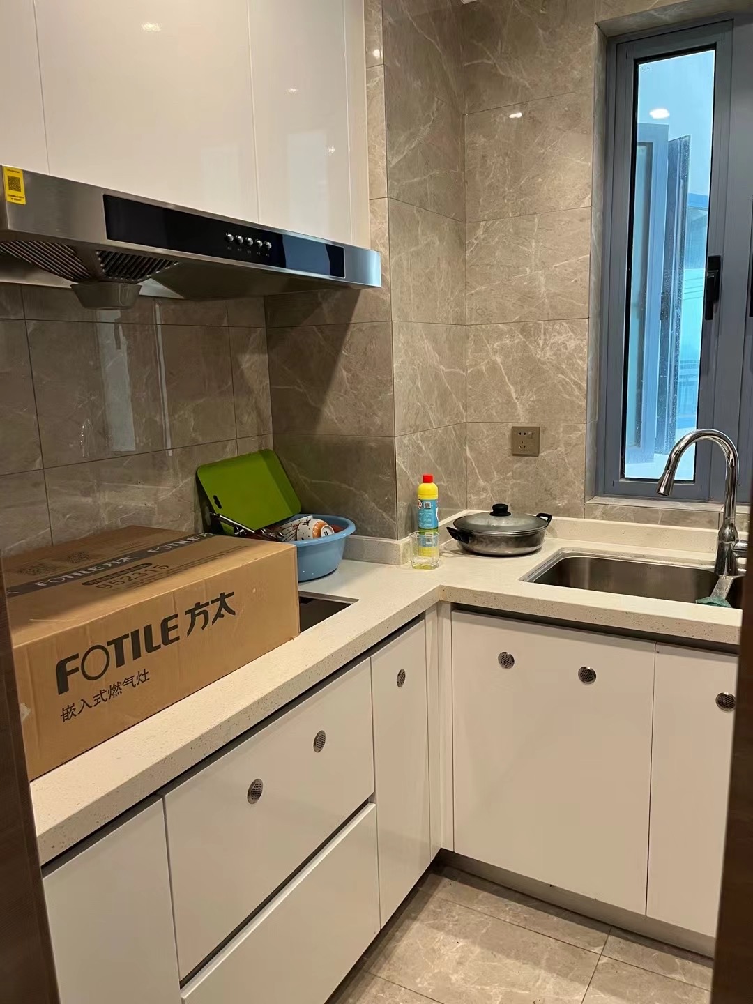 环球100宝龙城 3室2厅2卫 1800.0元/月 环球100宝龙城 3室2厅2卫 1800.0元/月室内图