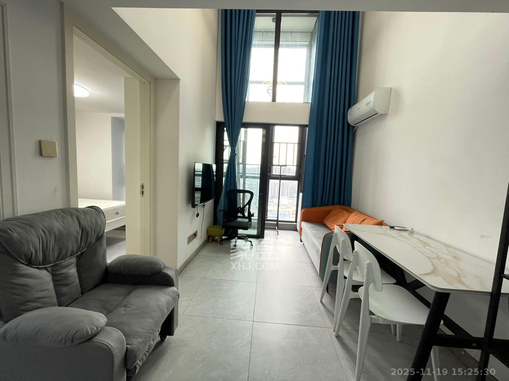 万科金色梦想B区  2室1厅1卫    2300.0元/月