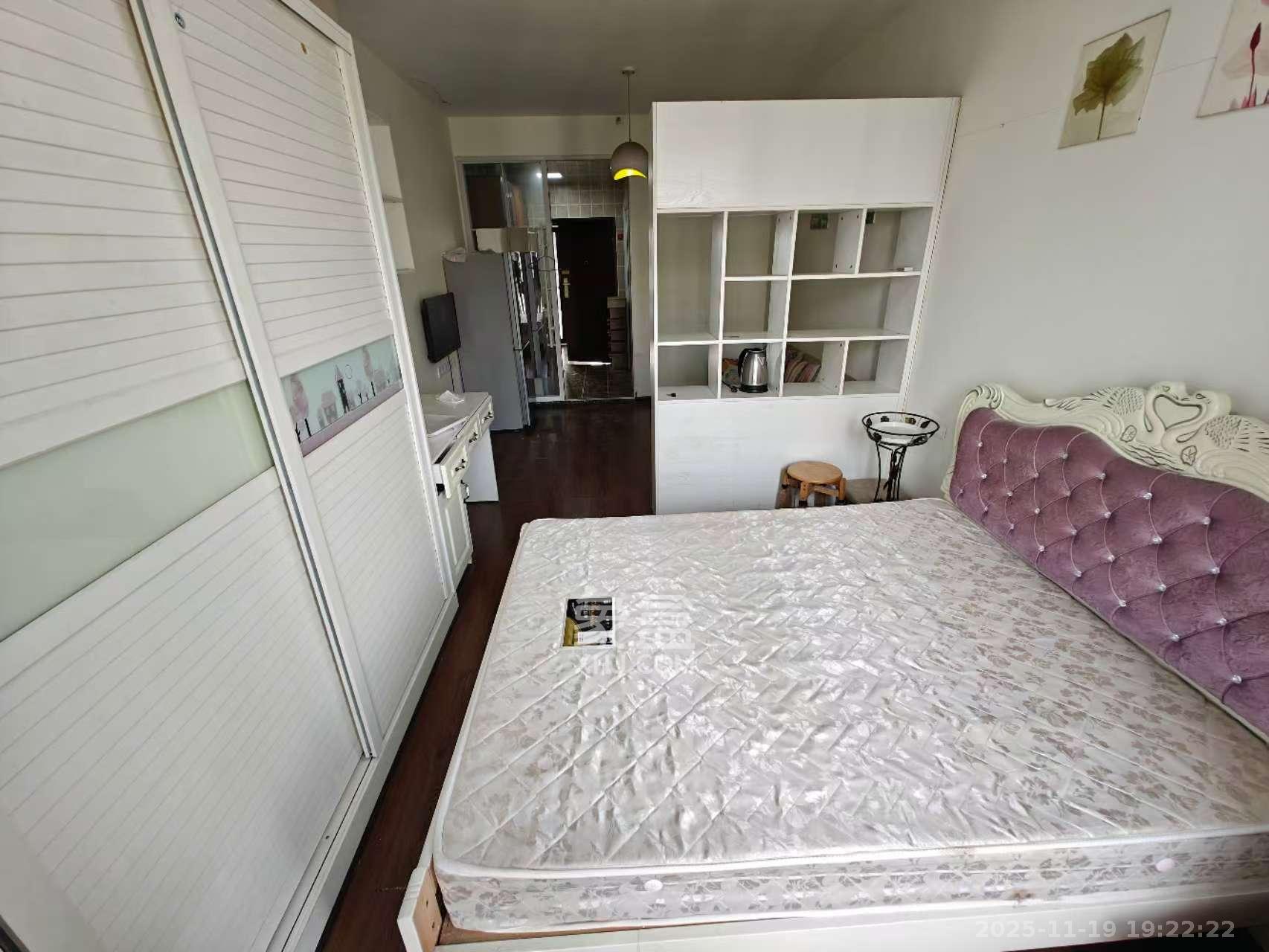 中建芙蓉工社  1室1厅1卫    1080.0元/月室内图