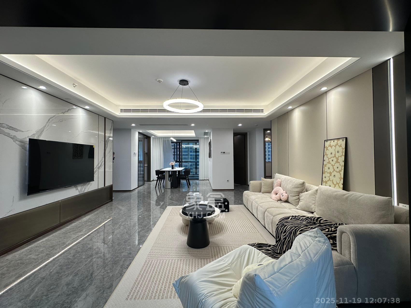 滨江府1913 4室2厅2卫 9800.0元/月 滨江府1913 4室2厅2卫 9800.0元/月室内图