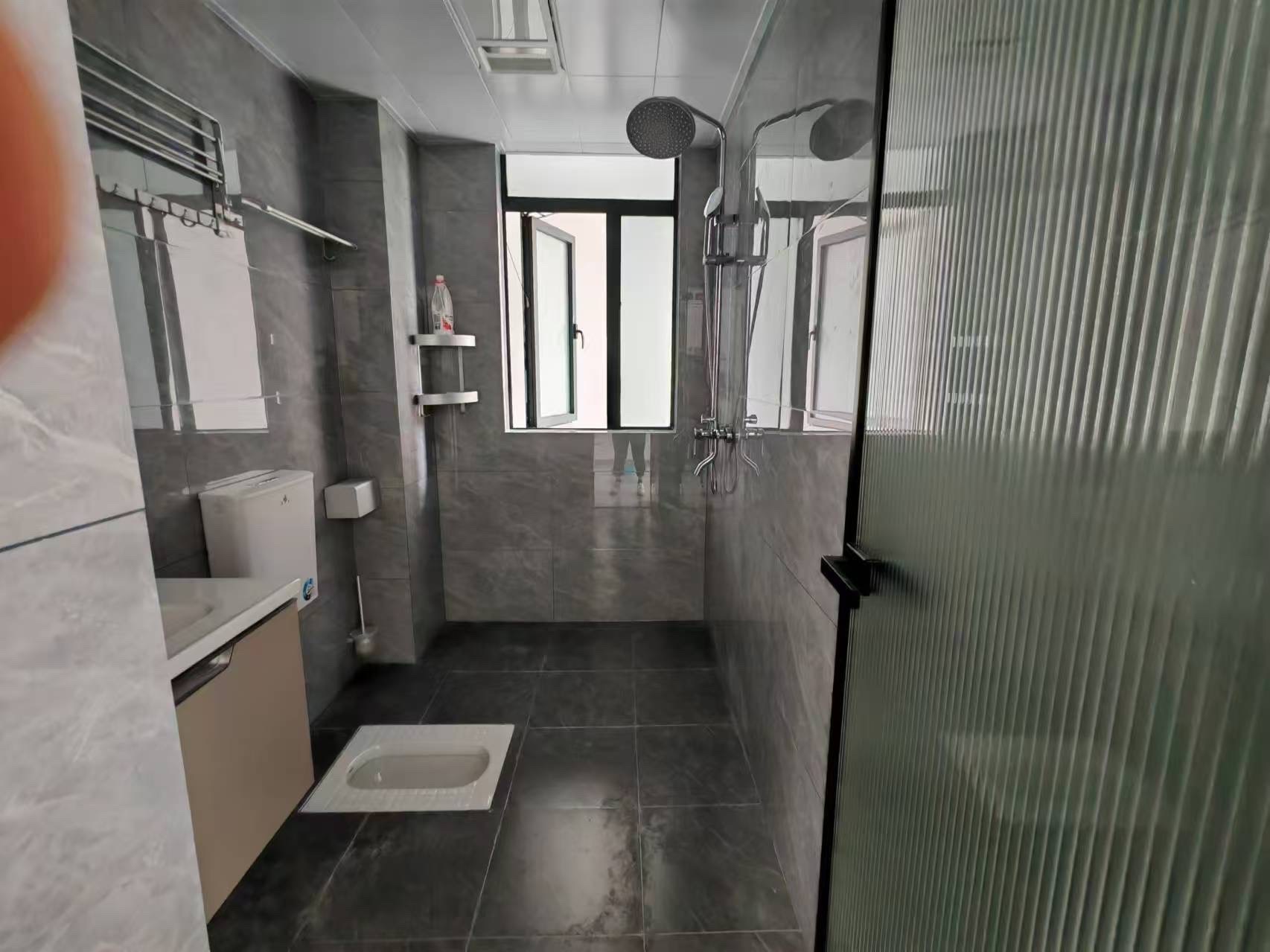 南门口安置小区二期 1室1厅1卫 1666.0元/月 南门口安置小区二期 1室1厅1卫 1666.0元/月室内图