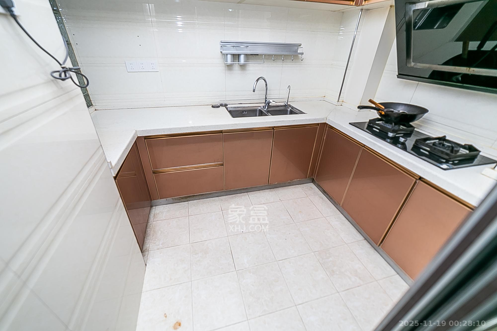 兴威帕克水岸 3室2厅1卫 105.0万 兴威帕克水岸 3室2厅1卫 105.0万其他