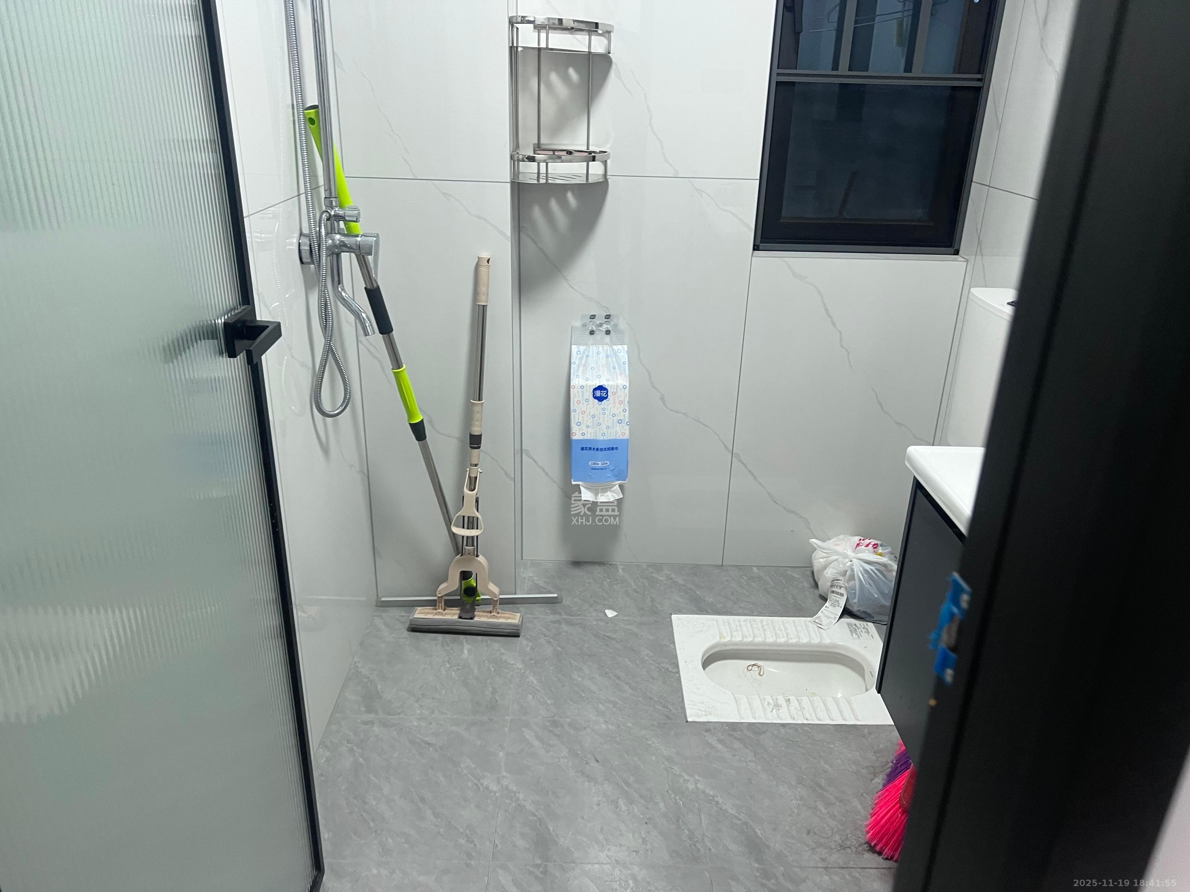 谷山景苑 2室2厅1卫 2000.0元/月 谷山景苑 2室2厅1卫 2000.0元/月室内图