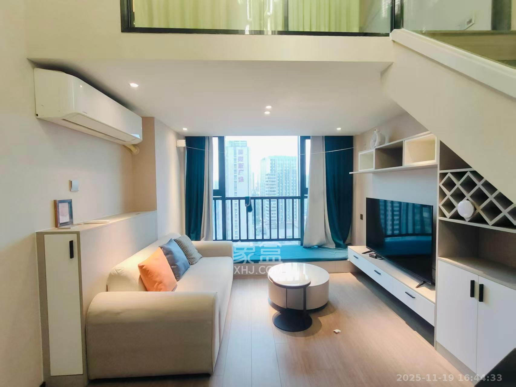 中一鲲出(鲲鹏府) 2室1厅1卫 2500.0元/月 中一鲲出(鲲鹏府) 2室1厅1卫 2500.0元/月室内图