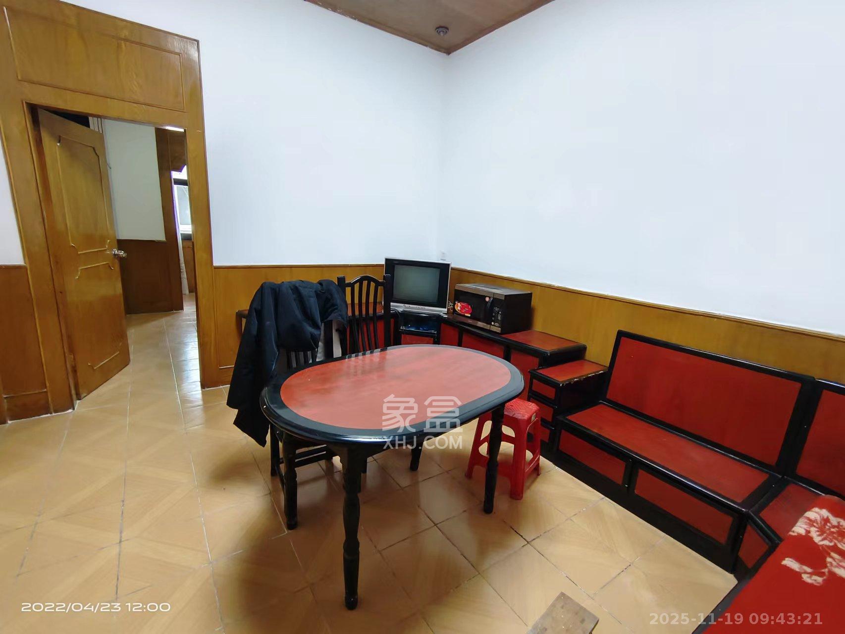 长勘小区  2室1厅1卫    1600.0元/月