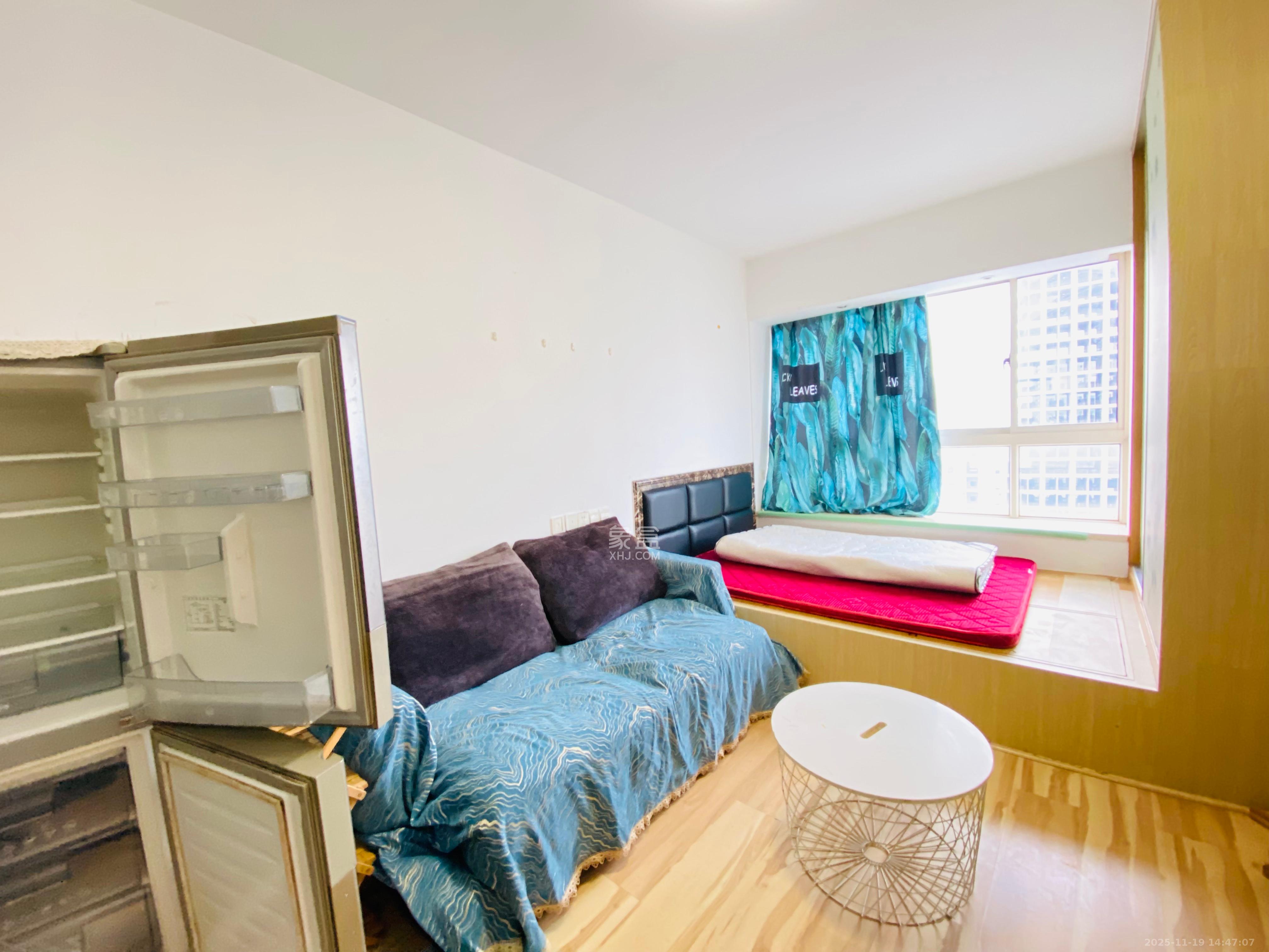 白沙晶城  1室1厅1卫    1500.0元/月室内图