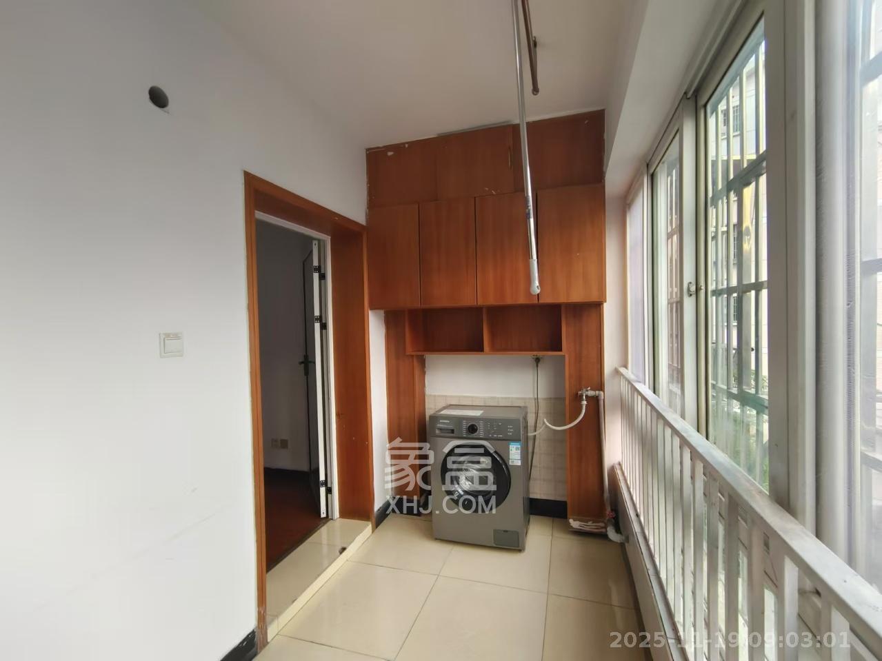 恩瑞麓山名园（龙王港小区）  2室1厅1卫    2100.0元/月室内图