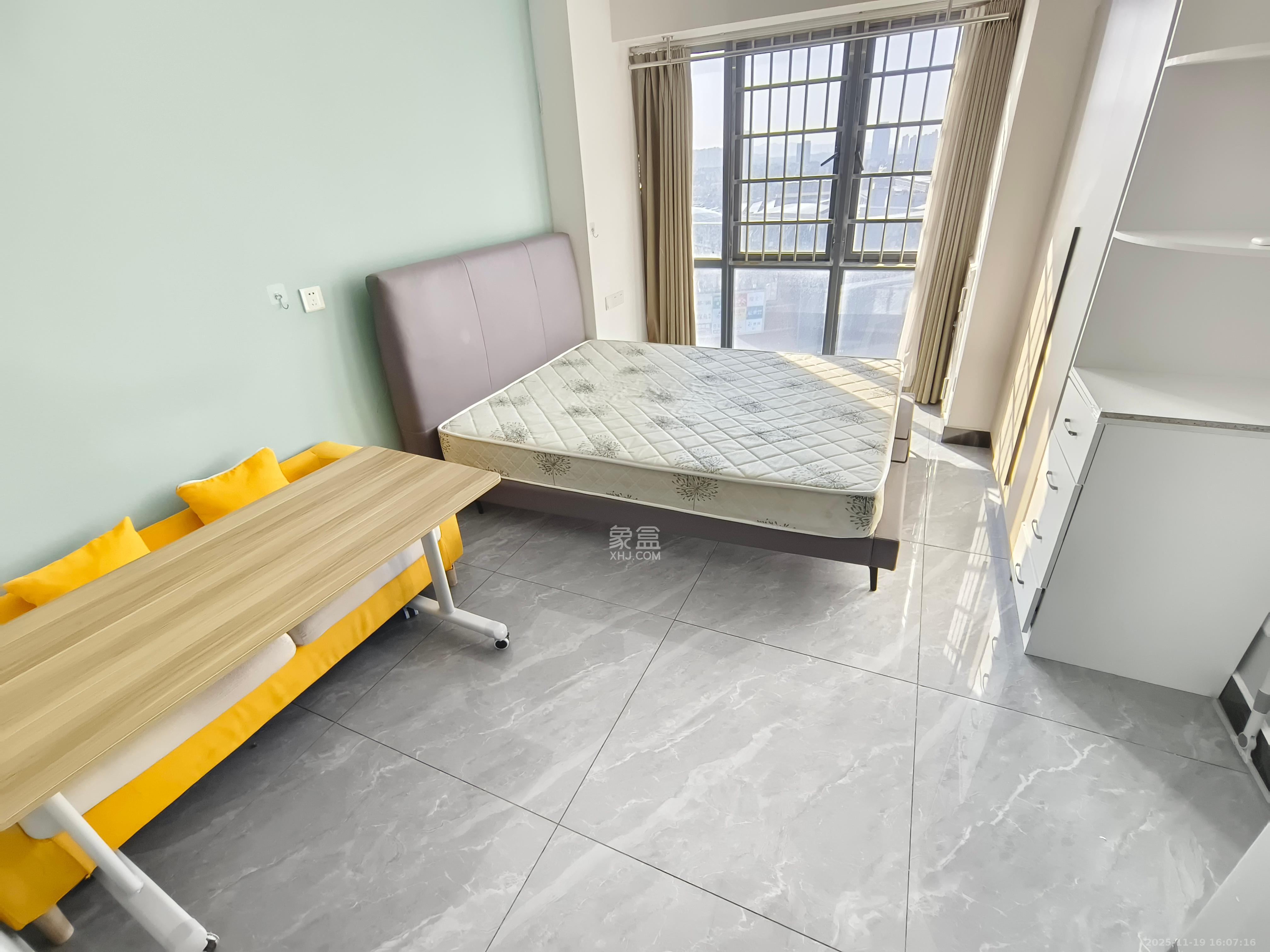 梅溪悦章  1室1厅1卫    1600.0元/月