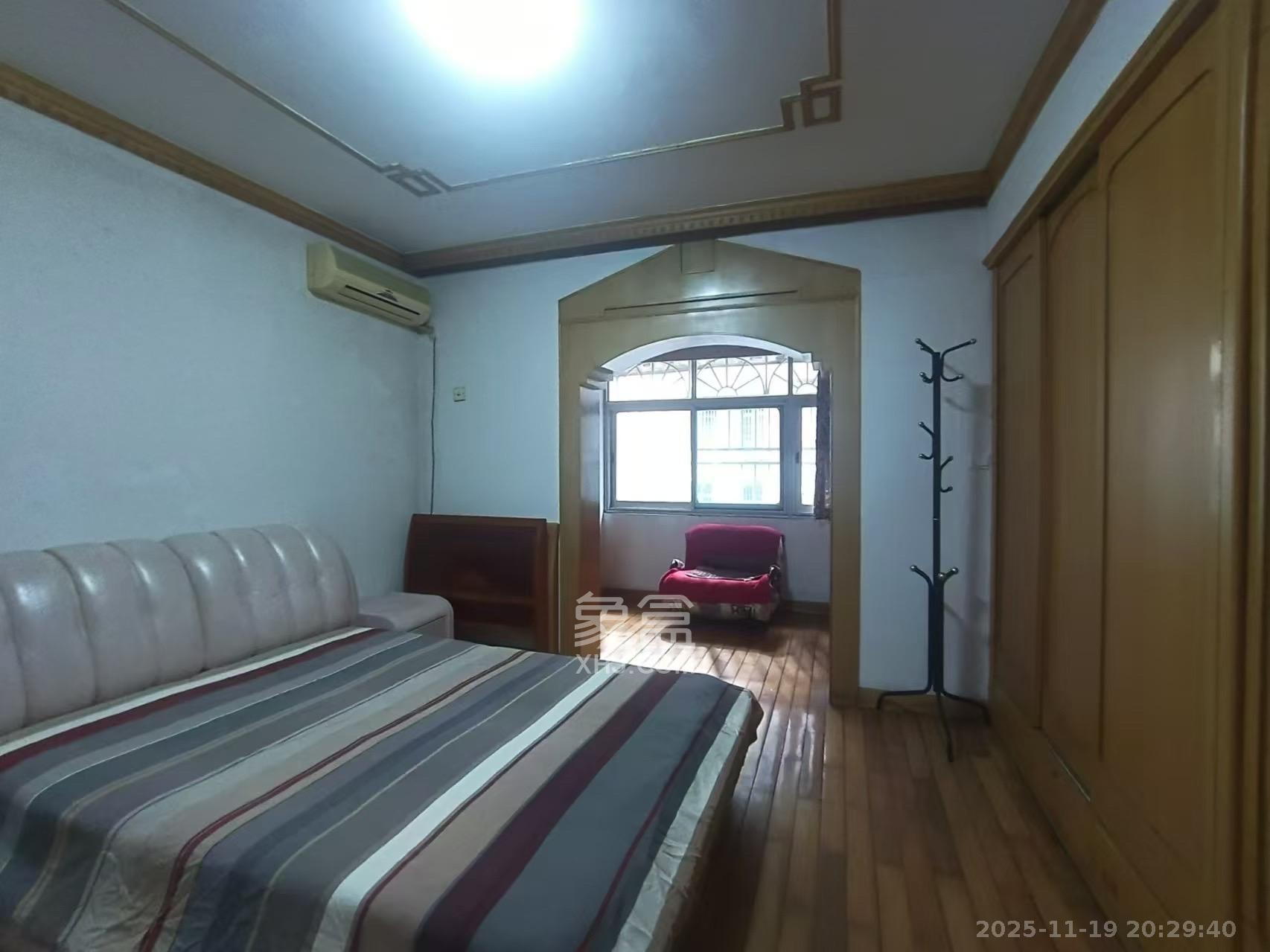 解放东路建行宿舍  2室1厅1卫    2000.0元/月室内图