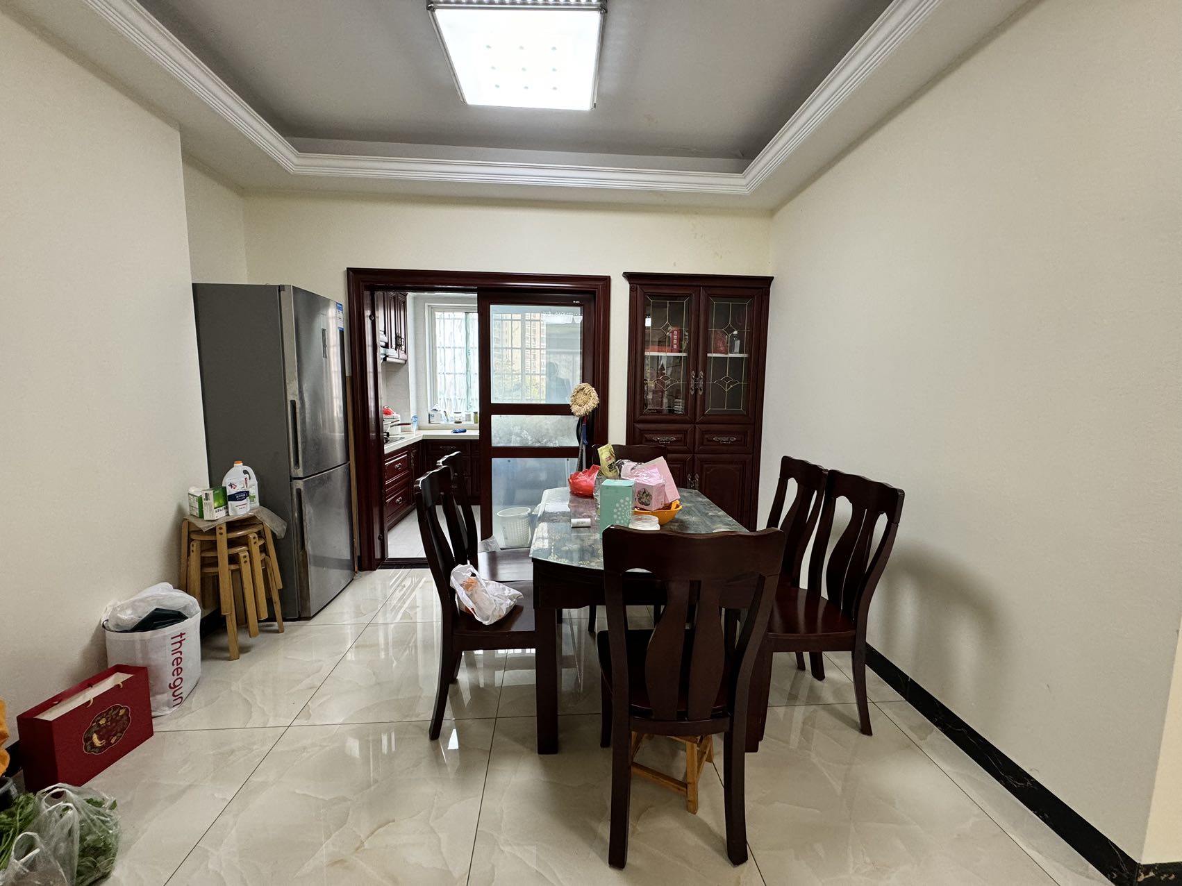 颐景园3期协力小区 3室2厅2卫 100.0万 颐景园3期协力小区 3室2厅2卫 100.0万室内图