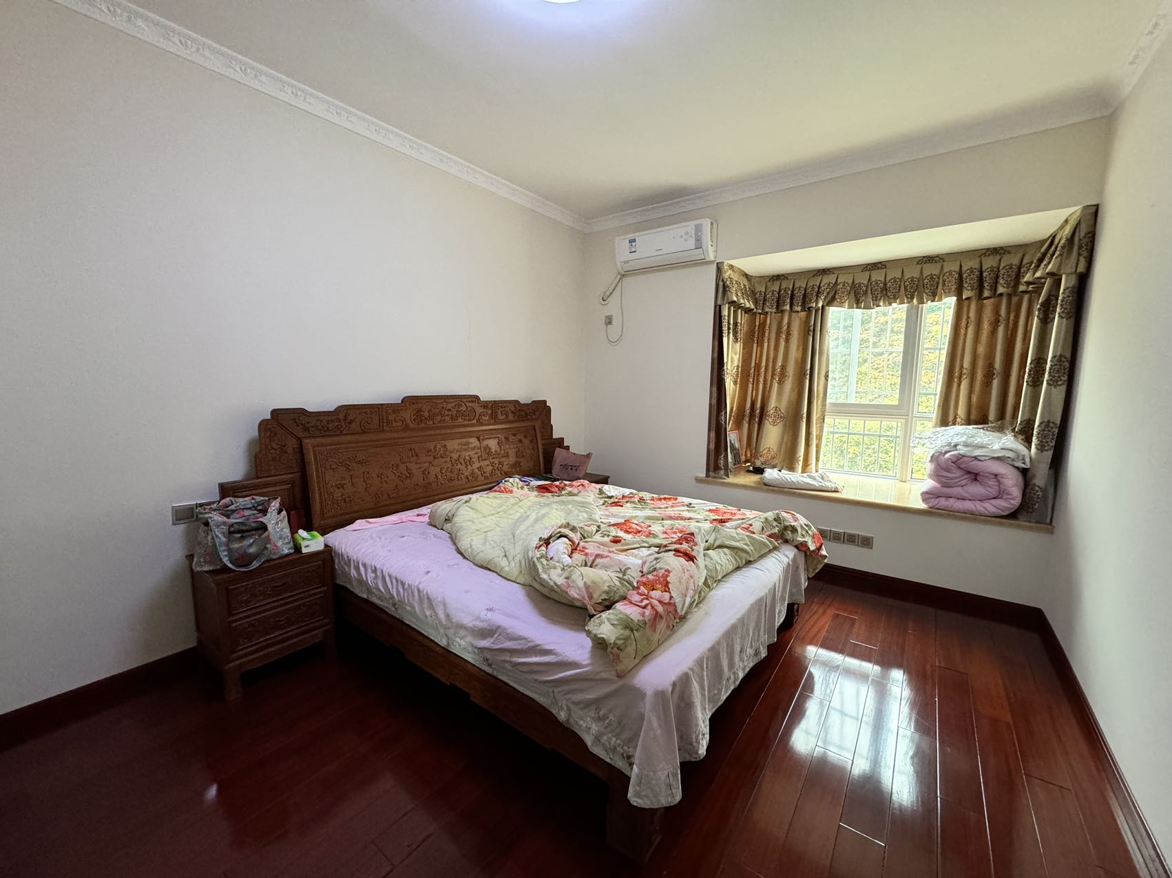 颐景园3期协力小区  3室2厅2卫    100.0万室内图