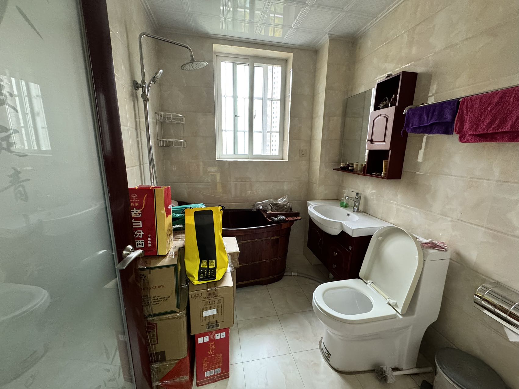 颐景园3期协力小区 3室2厅2卫 100.0万 颐景园3期协力小区 3室2厅2卫 100.0万室内图