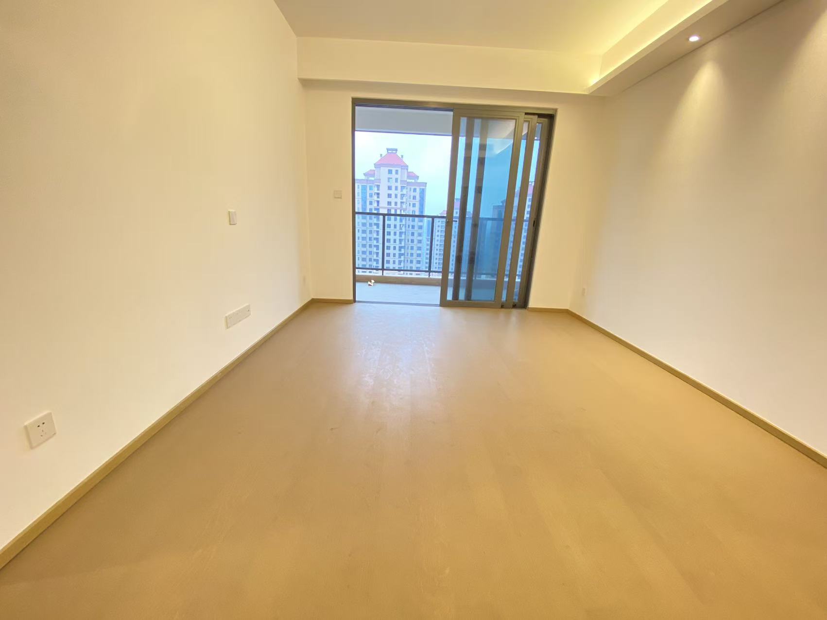 晋合湘水湾七期  3室2厅2卫    98.0万