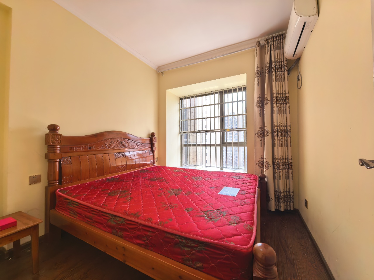 奥园广场  3室2厅1卫    51.0万室内图