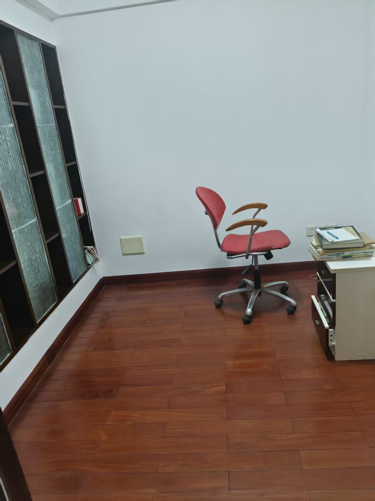 金福城  3室2厅2卫    140.0万客厅