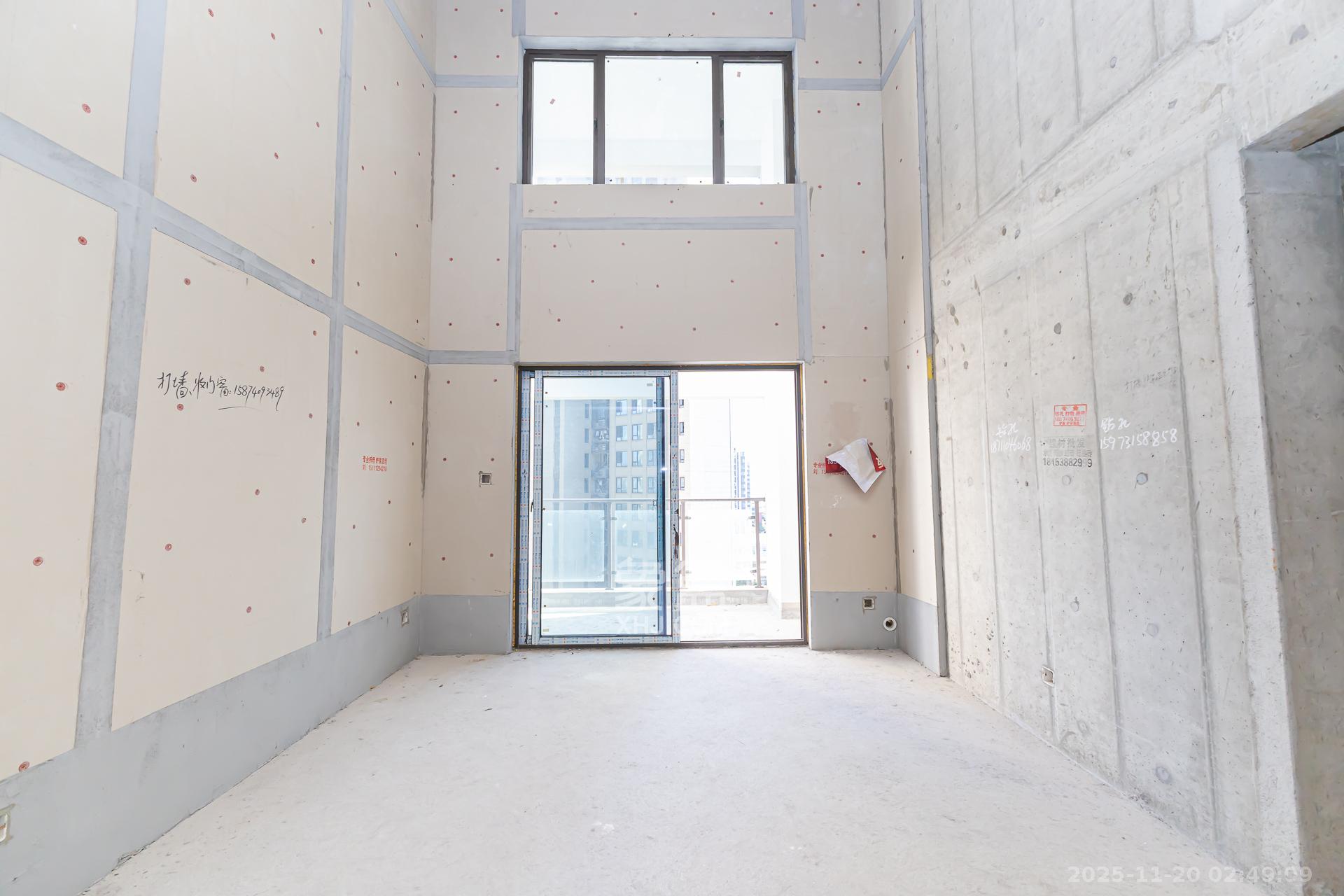 润和湘江天地D区  4室2厅2卫    109.0万