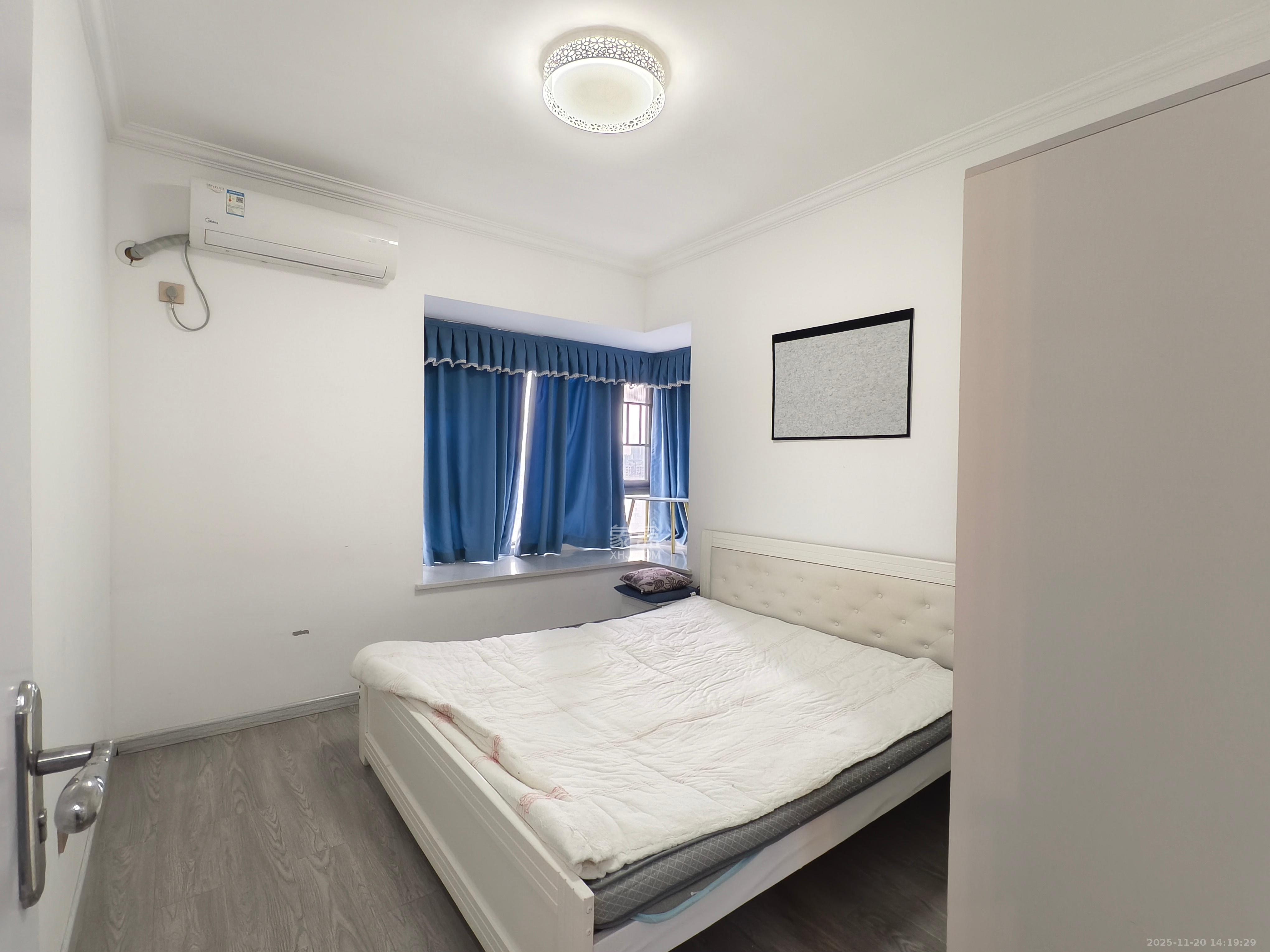 天健城 2室2厅1卫 3500.0元/月 天健城 2室2厅1卫 3500.0元/月室内图