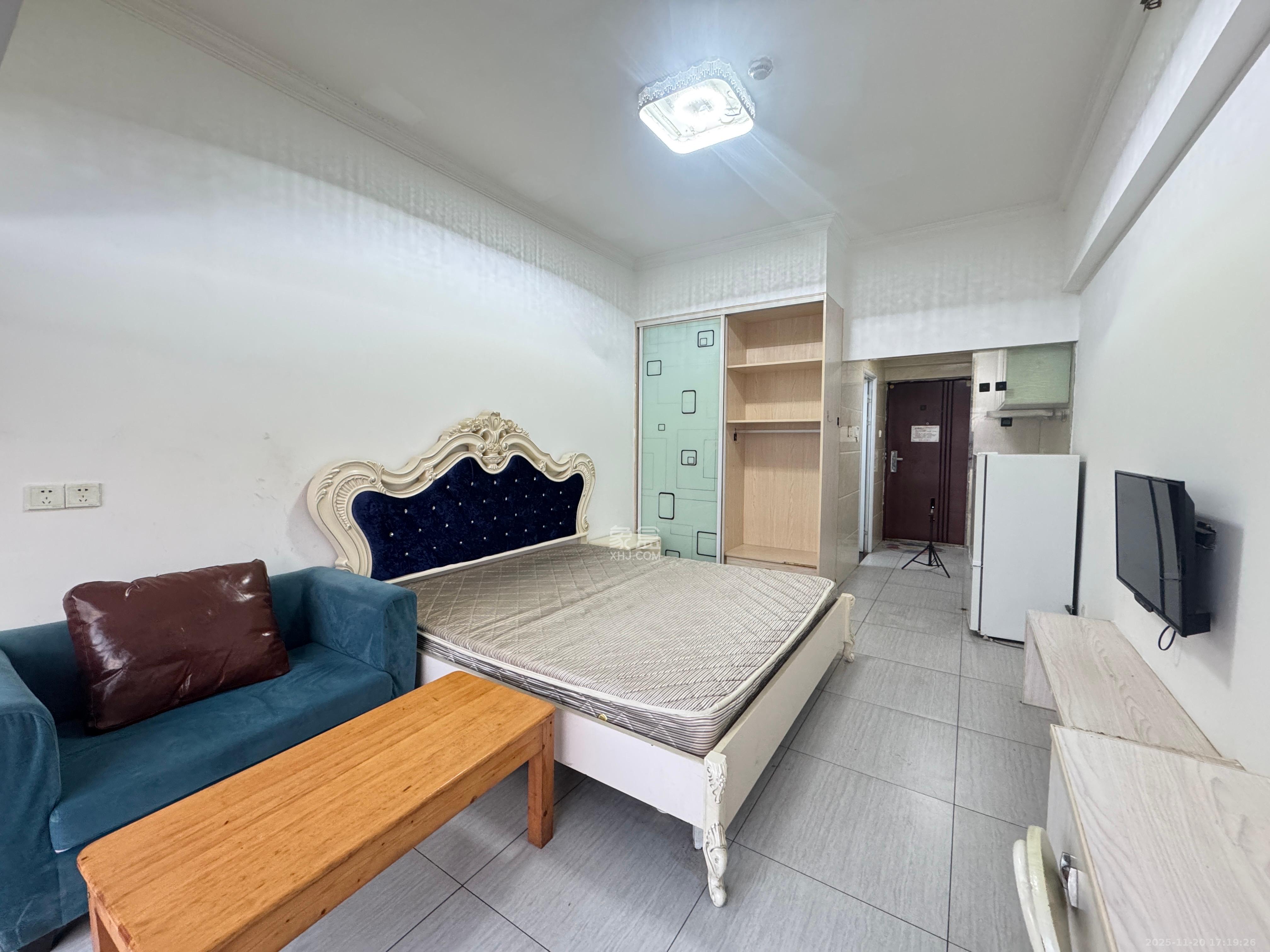 达美D6区  1室1厅1卫    1280.0元/月室内图