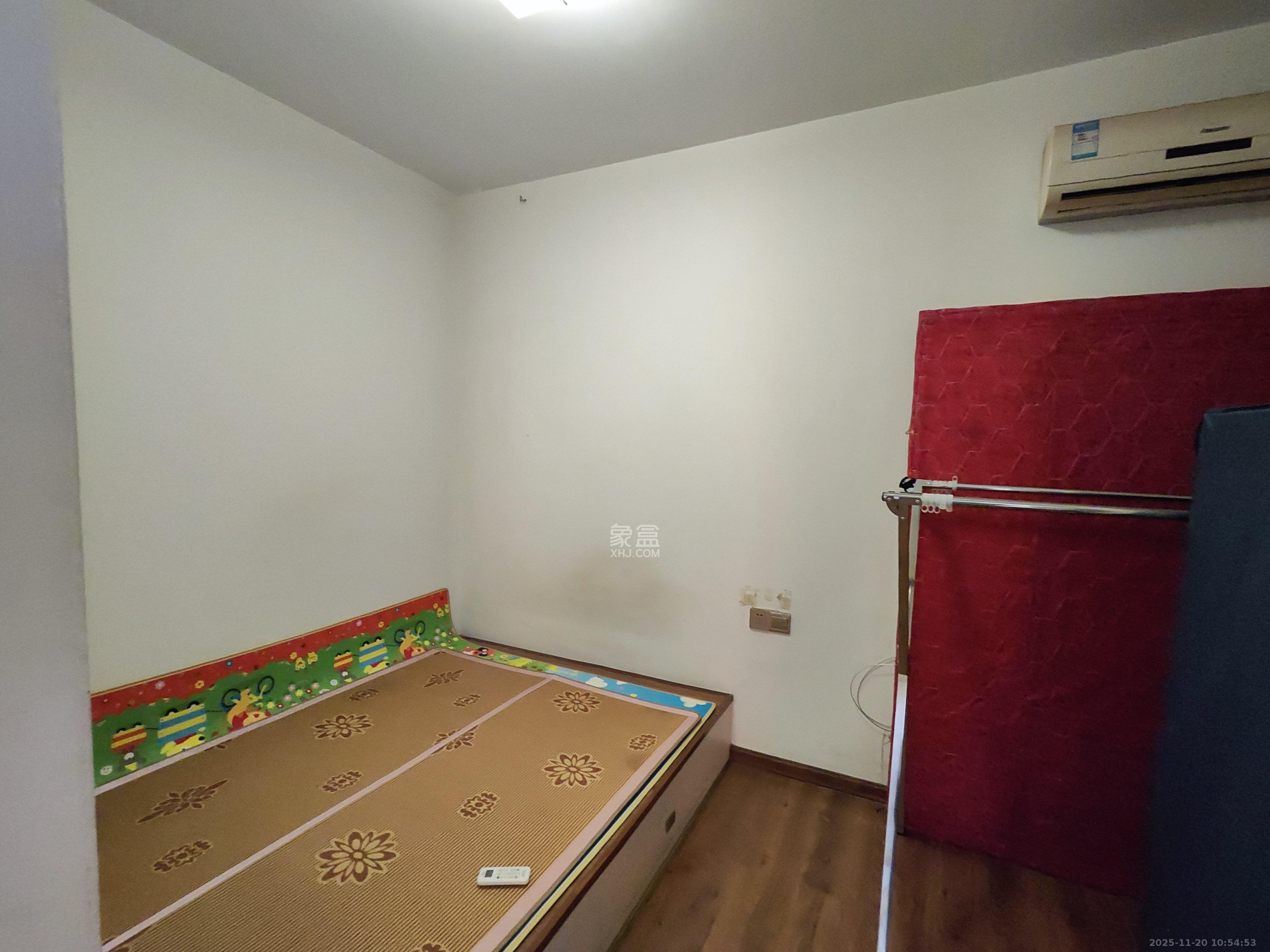 中国铁建国际城一期 2室2厅1卫 1500.0元/月 中国铁建国际城一期 2室2厅1卫 1500.0元/月室内图