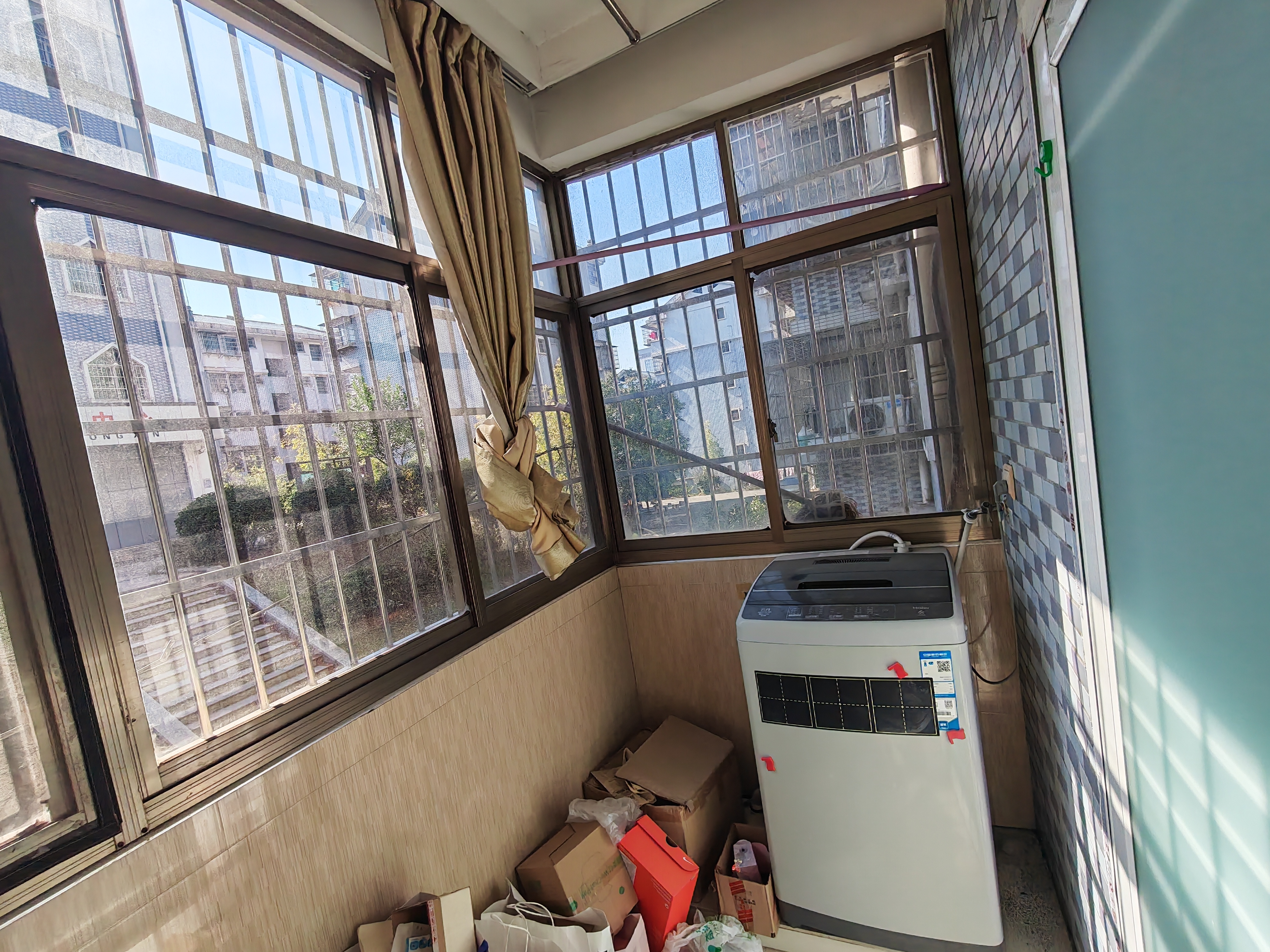 蒸水花苑 1室0厅0卫 1400.0元/月 蒸水花苑 1室0厅0卫 1400.0元/月室内图