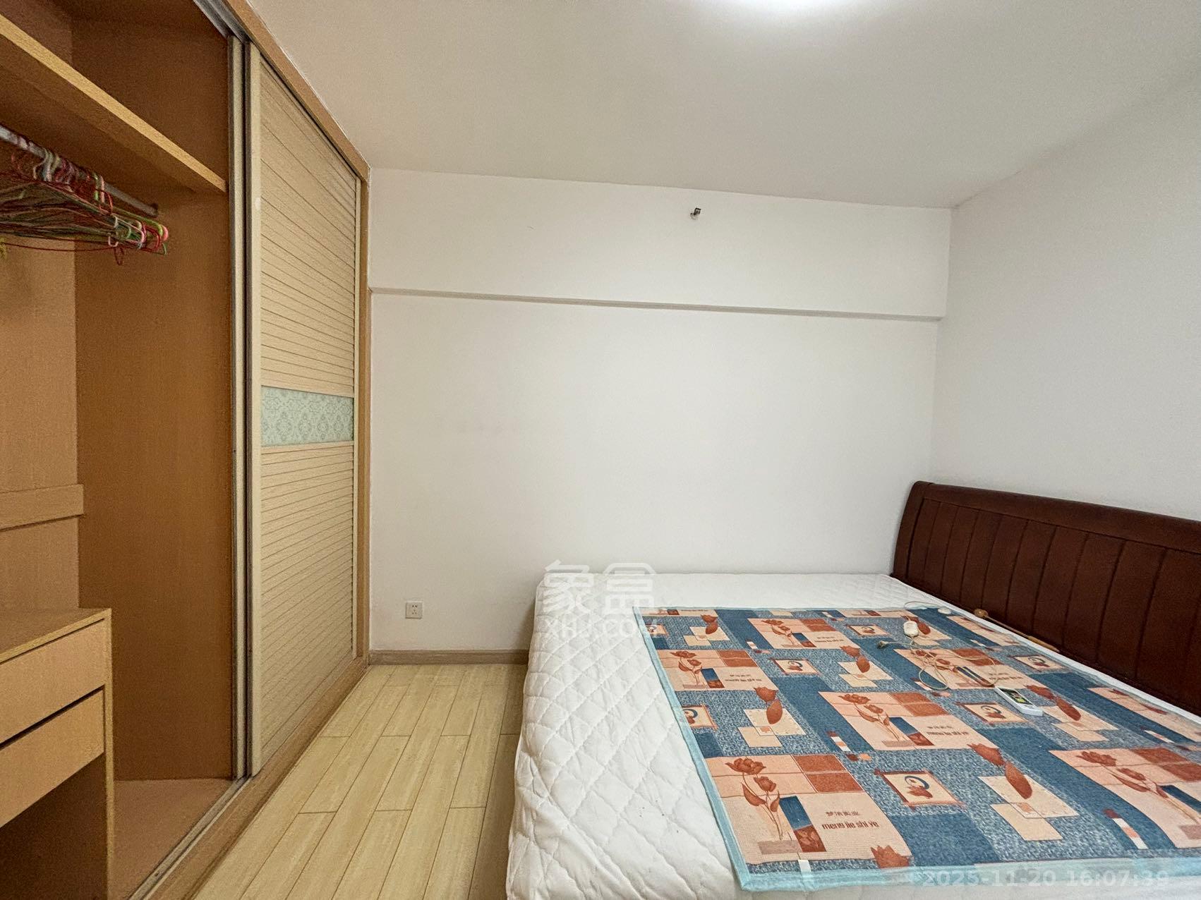 中信文化广场（中信新城二期）  2室1厅1卫    1600.0元/月室内图