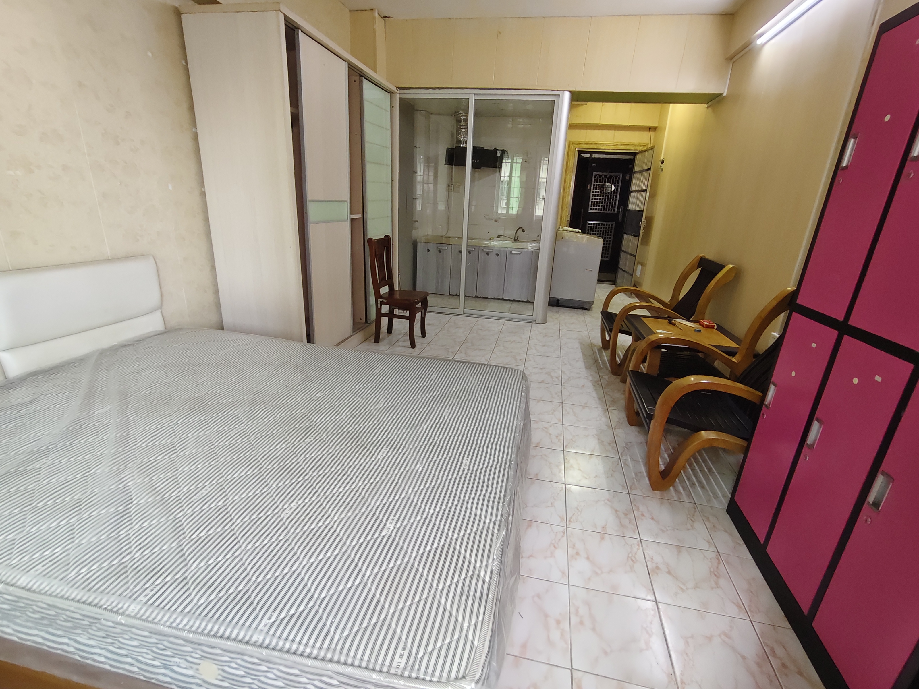 琼山华侨大厦  1室0厅0卫    1100.0元/月室内图