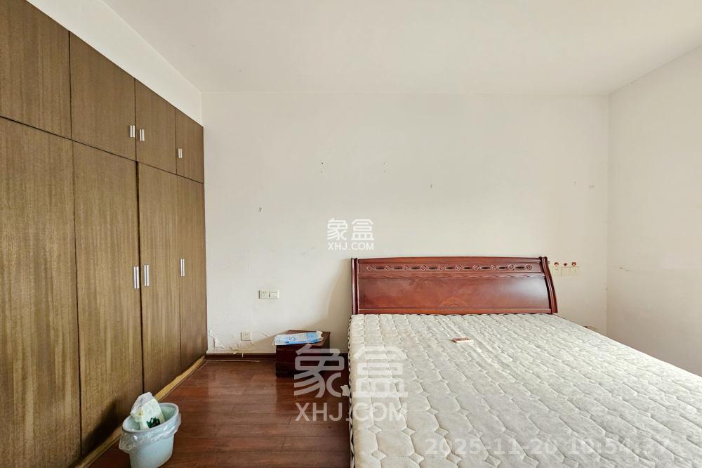 茂华国际湘 3室2厅2卫 2600.0元/月 茂华国际湘 3室2厅2卫 2600.0元/月室内图