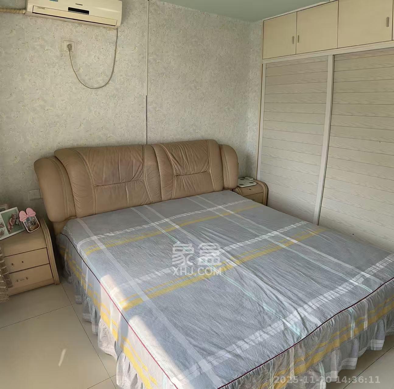 西城龙庭  2室2厅1卫    2200.0元/月