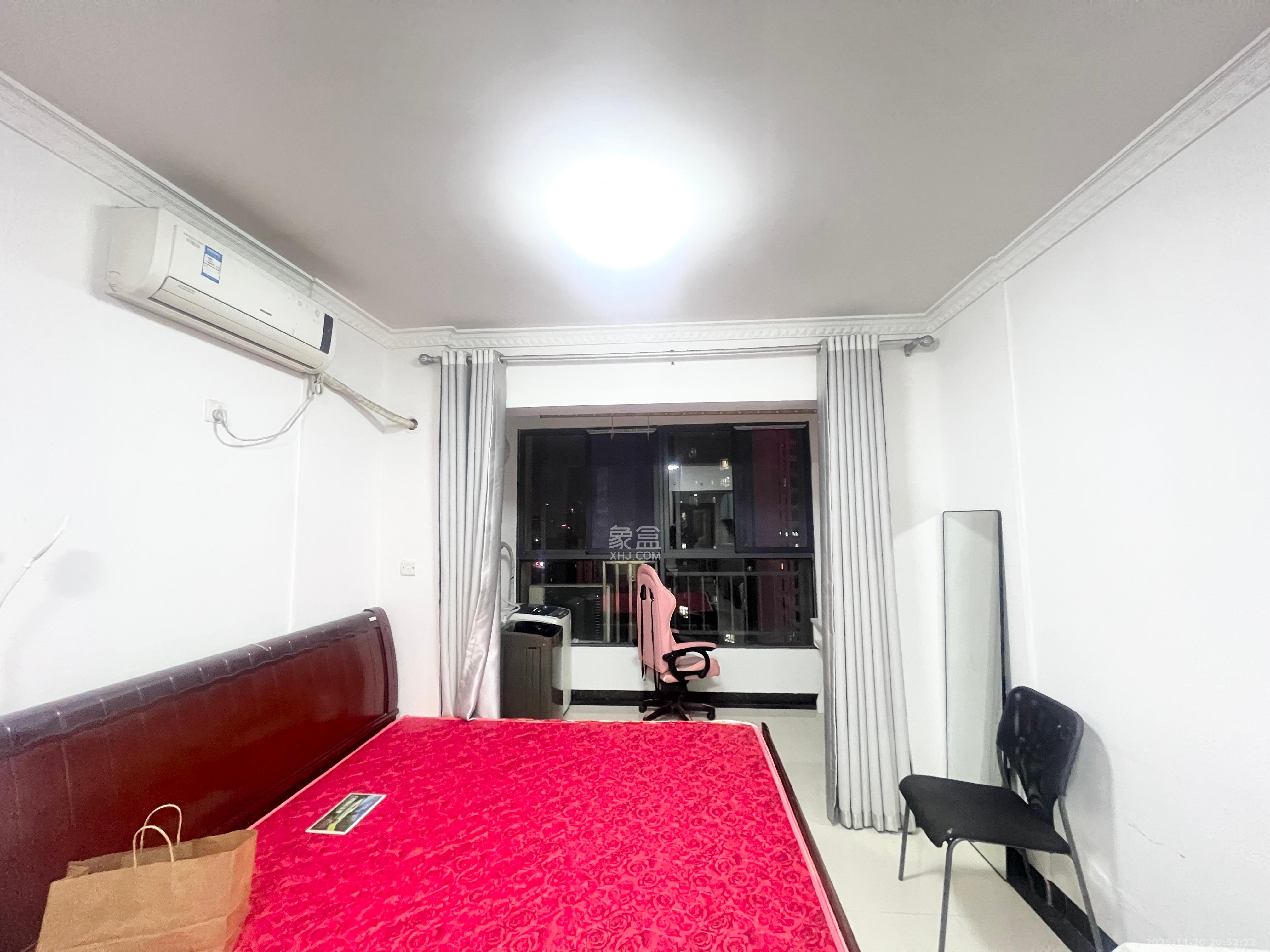 保利麓谷林语I区  1室1厅1卫    1200.0元/月室内图