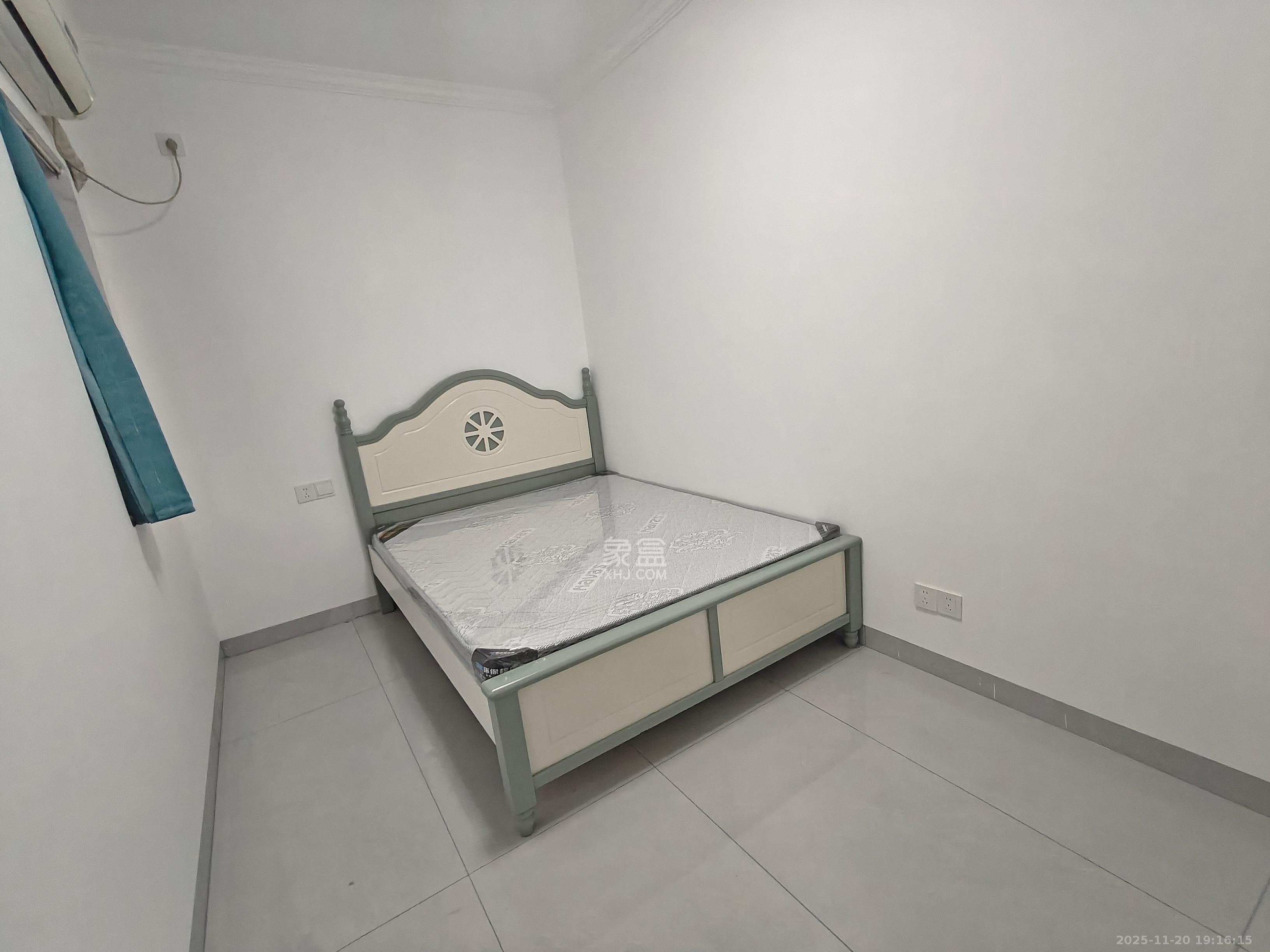 海伦春天  3室2厅1卫    2400.0元/月室内图