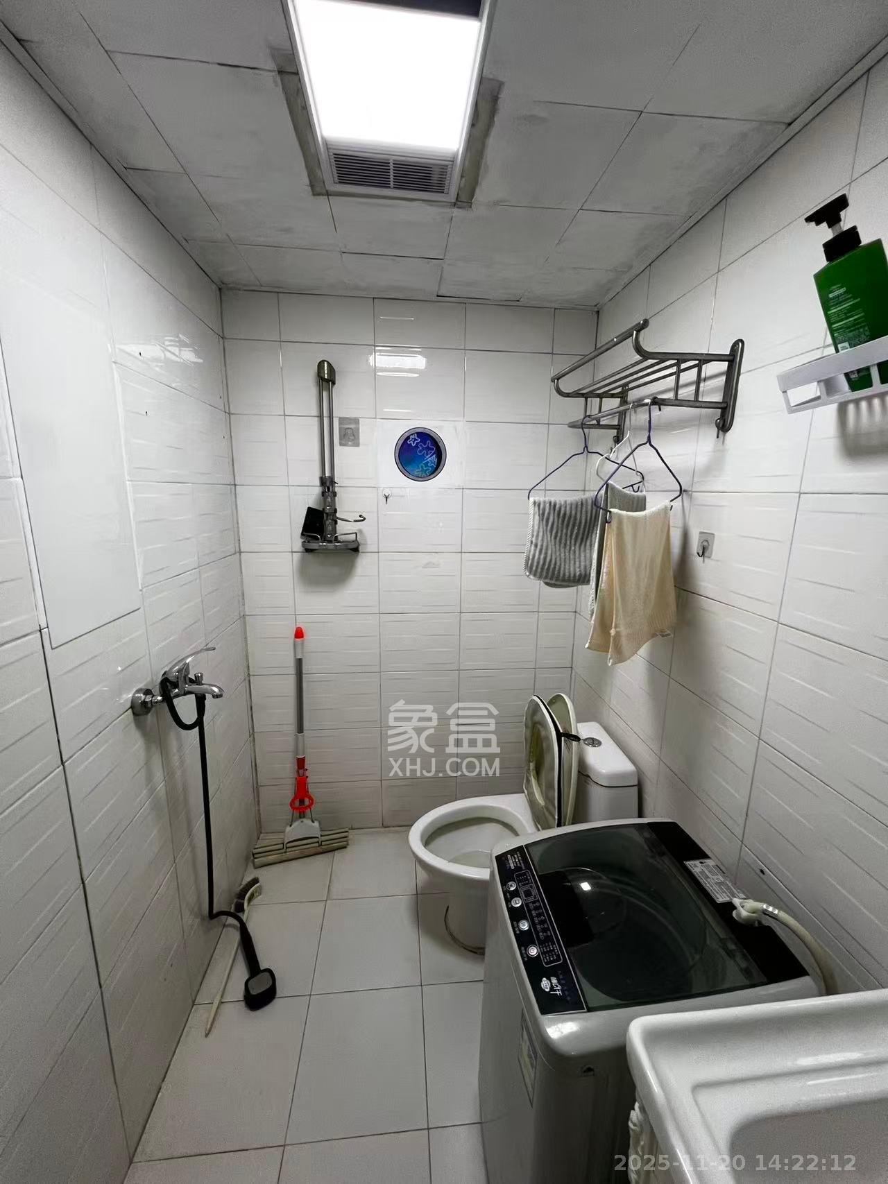 长远华樟名府  1室1厅1卫    1000.0元/月室内图