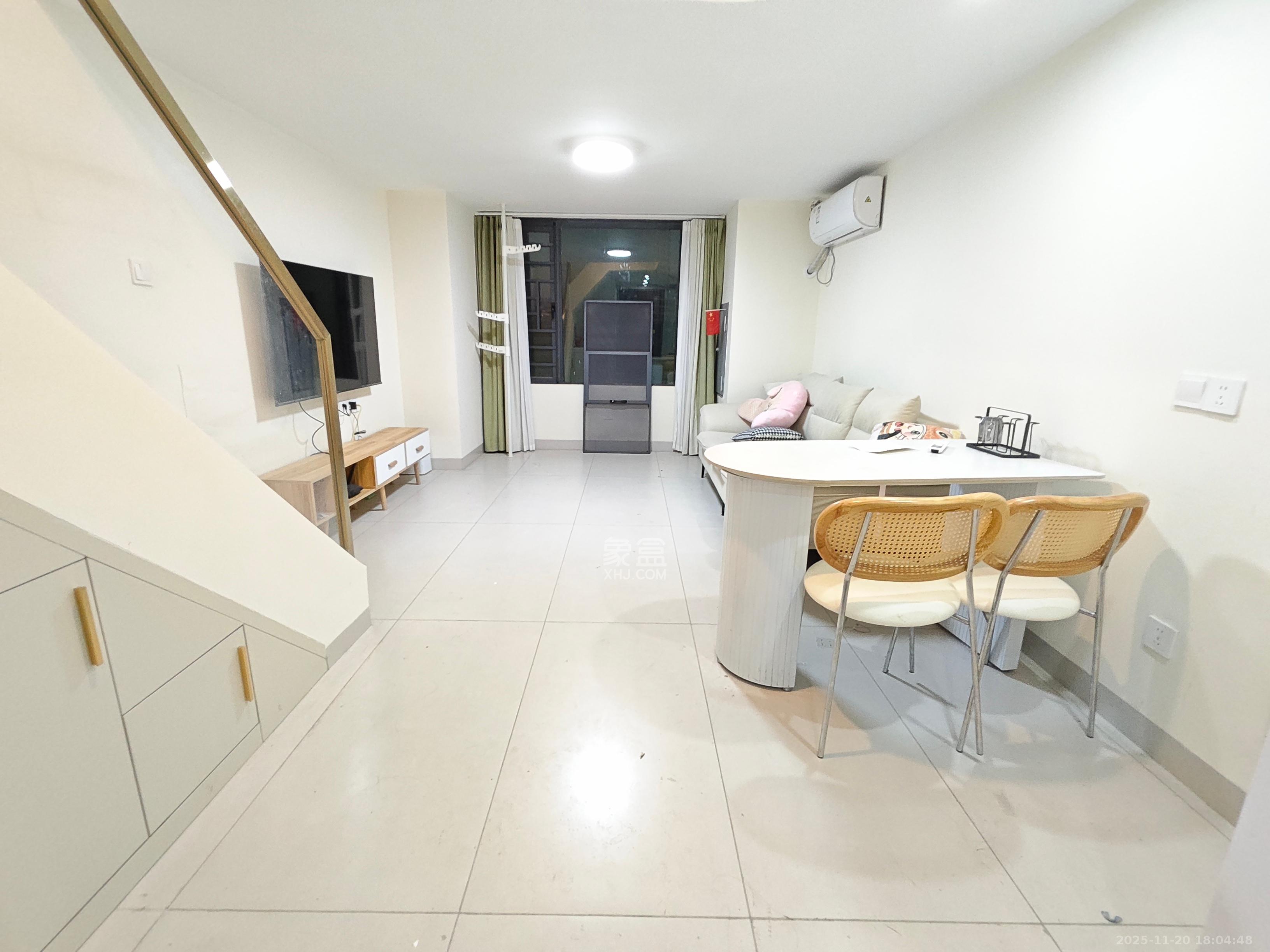 梅溪悦章 2室1厅1卫 2300.0元/月 梅溪悦章 2室1厅1卫 2300.0元/月室内图