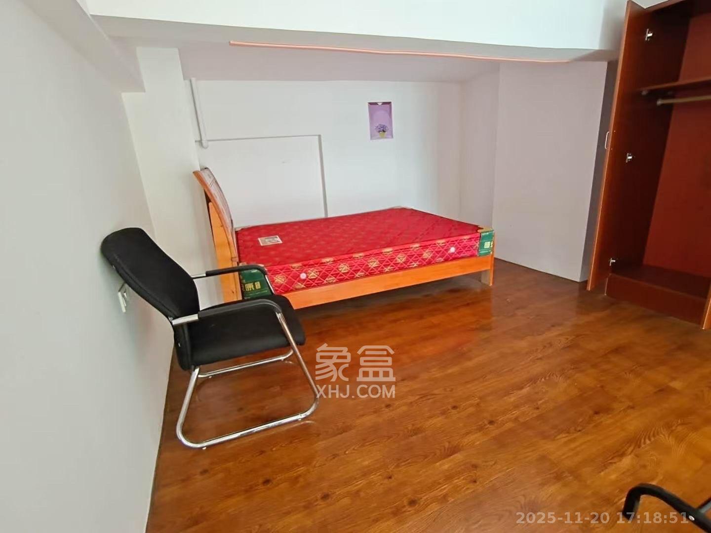 兰亭湾畔  1室1厅1卫    1600.0元/月室内图