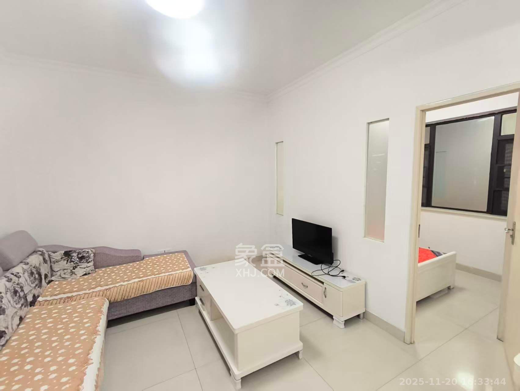 乾源国际 1室1厅1卫 1400.0元/月 乾源国际 1室1厅1卫 1400.0元/月室内图