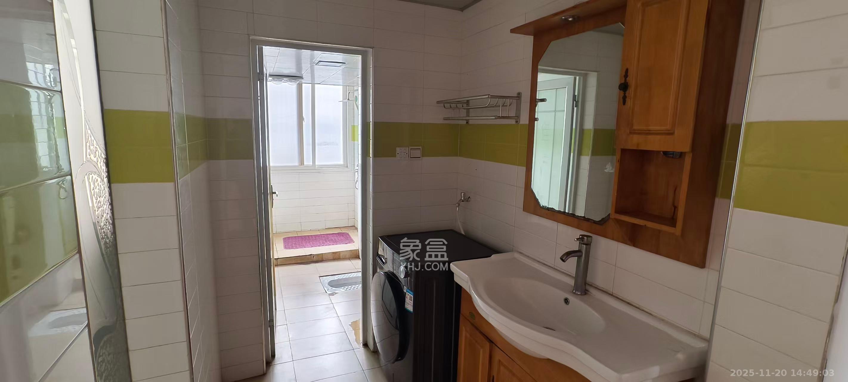 都江新城(都江新苑) 3室2厅1卫 2700.0元/月 都江新城(都江新苑) 3室2厅1卫 2700.0元/月室内图