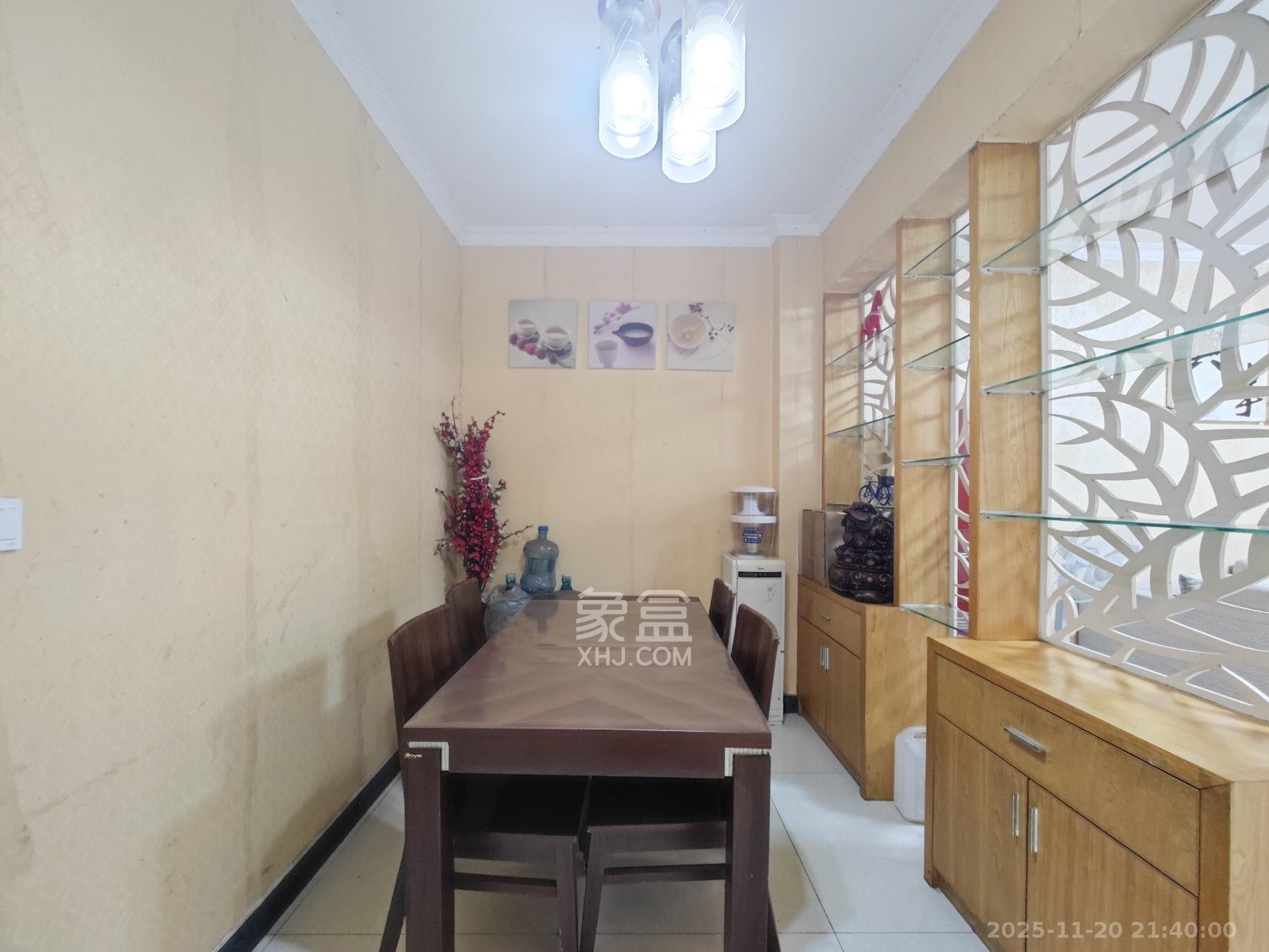 水岸天际(一期、二期) 2室2厅1卫 75.0万 水岸天际(一期、二期) 2室2厅1卫 75.0万其他