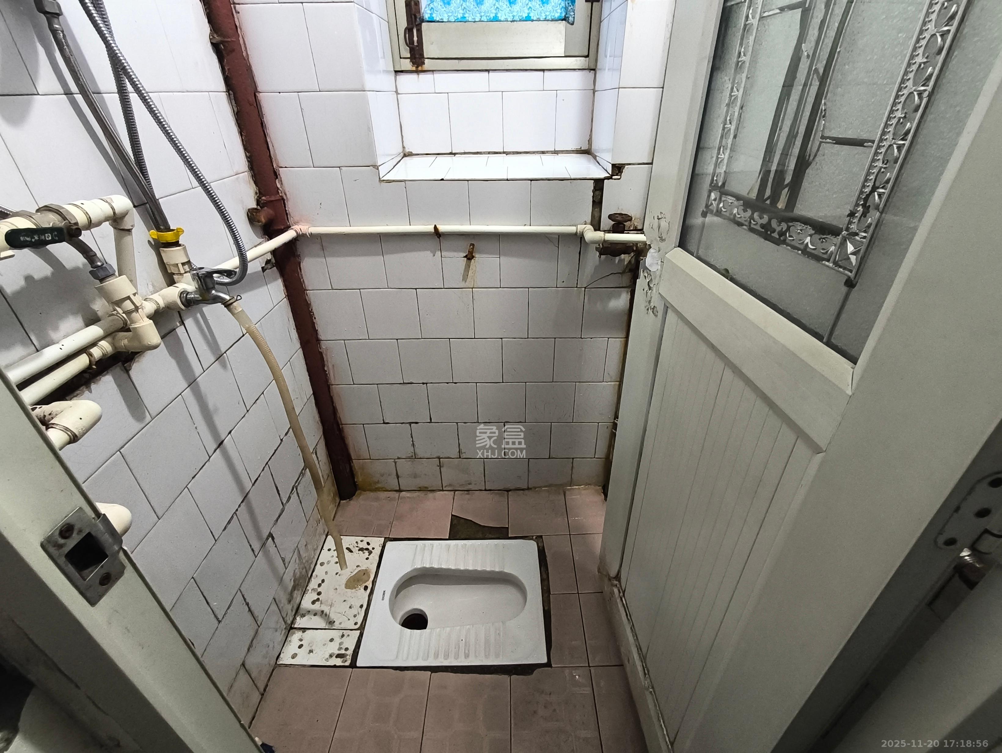 丝茅冲邮电四巷  2室1厅1卫    1200.0元/月室内图