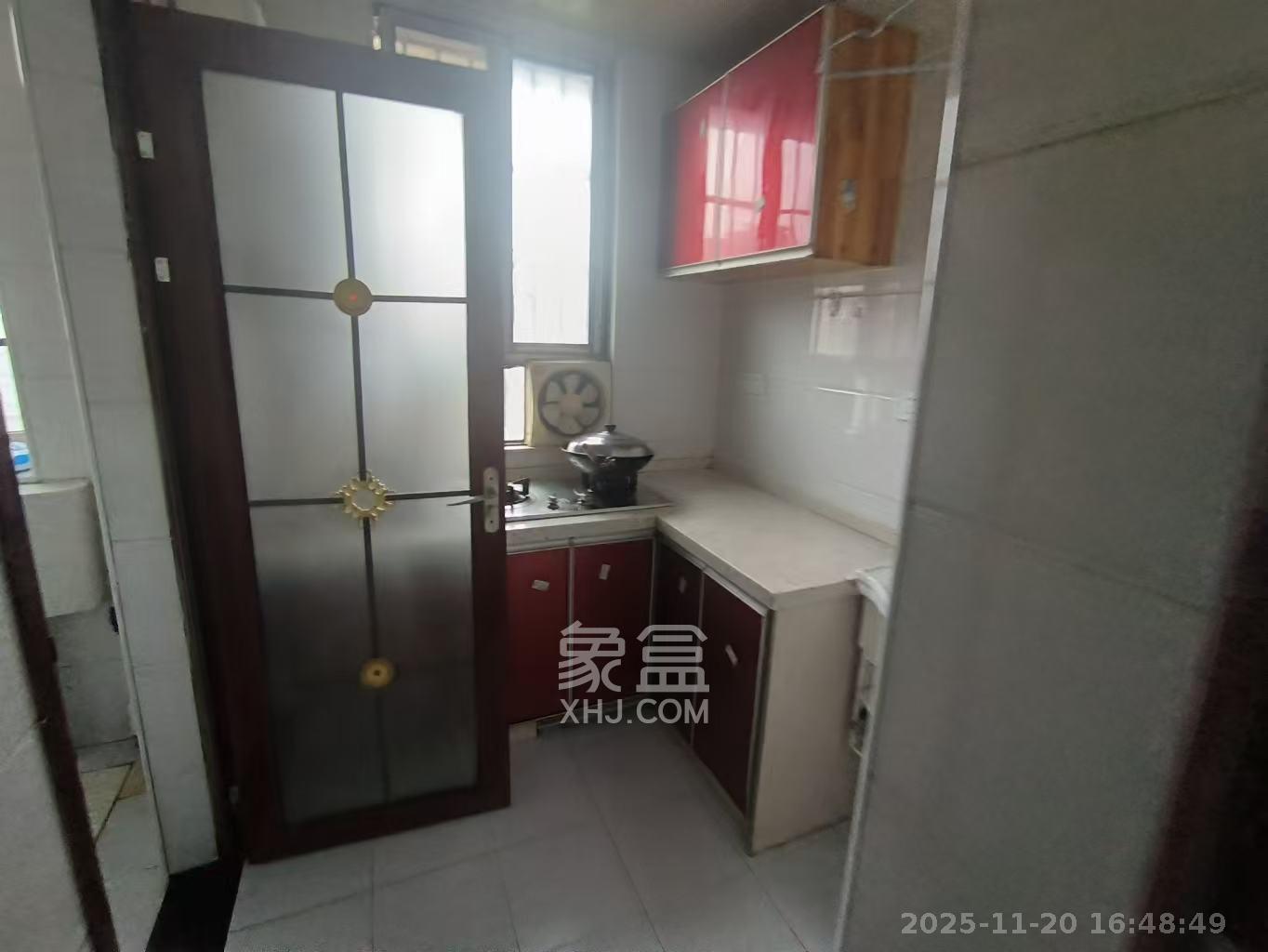 桂花二村 3室1厅1卫 1700.0元/月 桂花二村 3室1厅1卫 1700.0元/月室内图