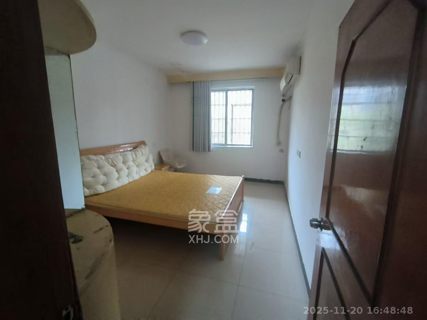 桂花二村 3室1厅1卫 1700.0元/月 桂花二村 3室1厅1卫 1700.0元/月室内图